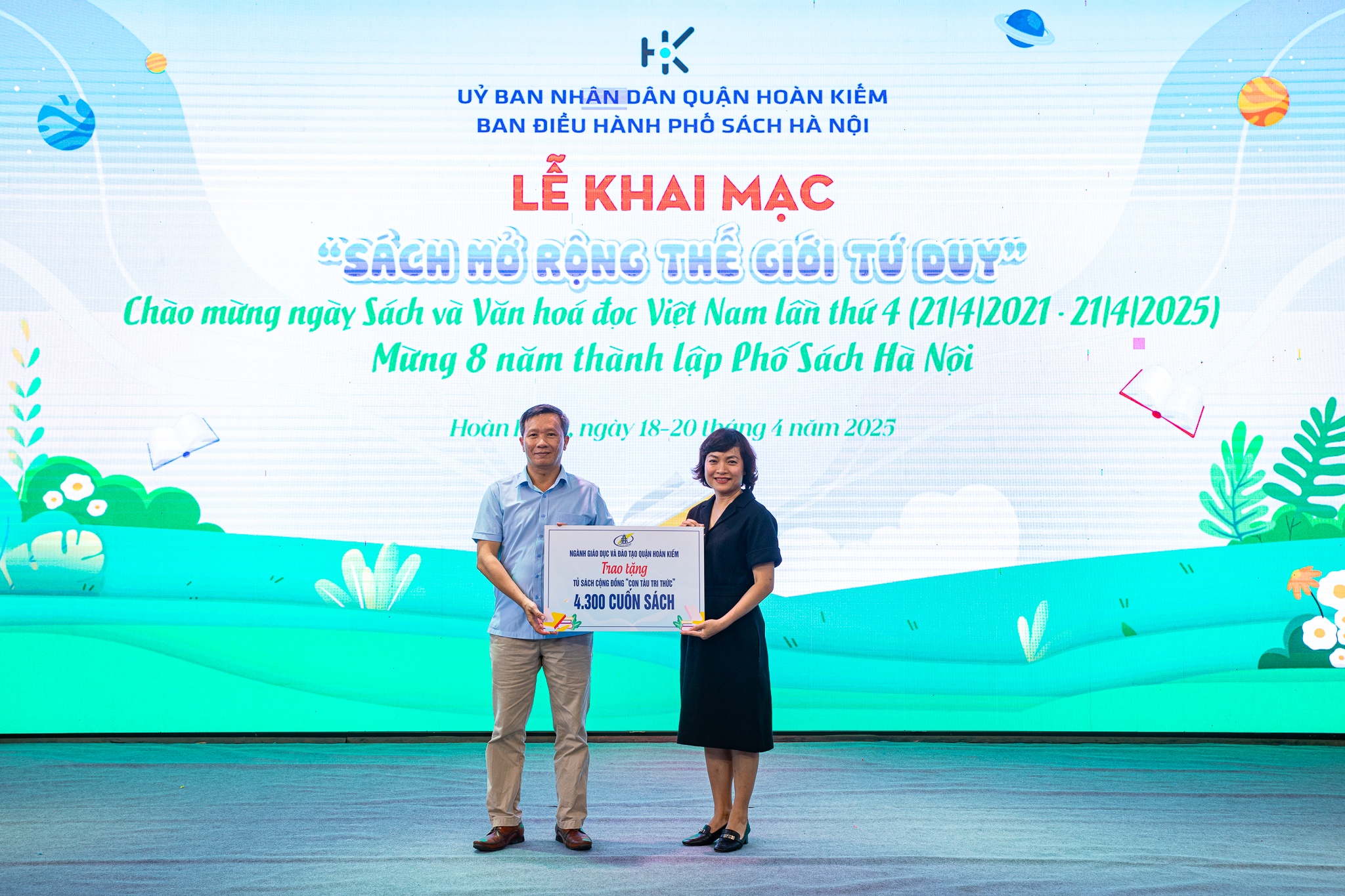 hoi sach tai ha noi anh 5