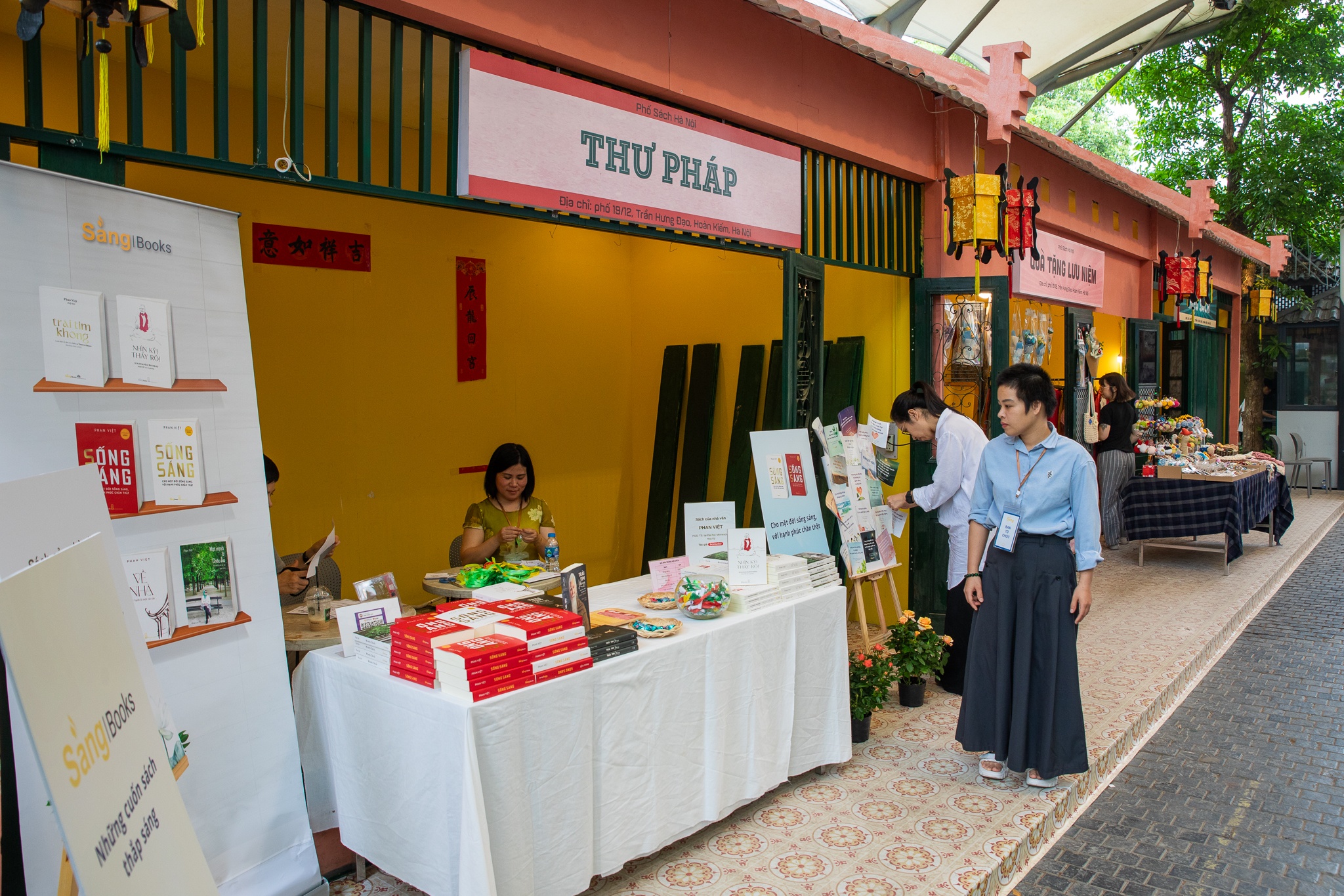 hoi sach tai ha noi anh 8