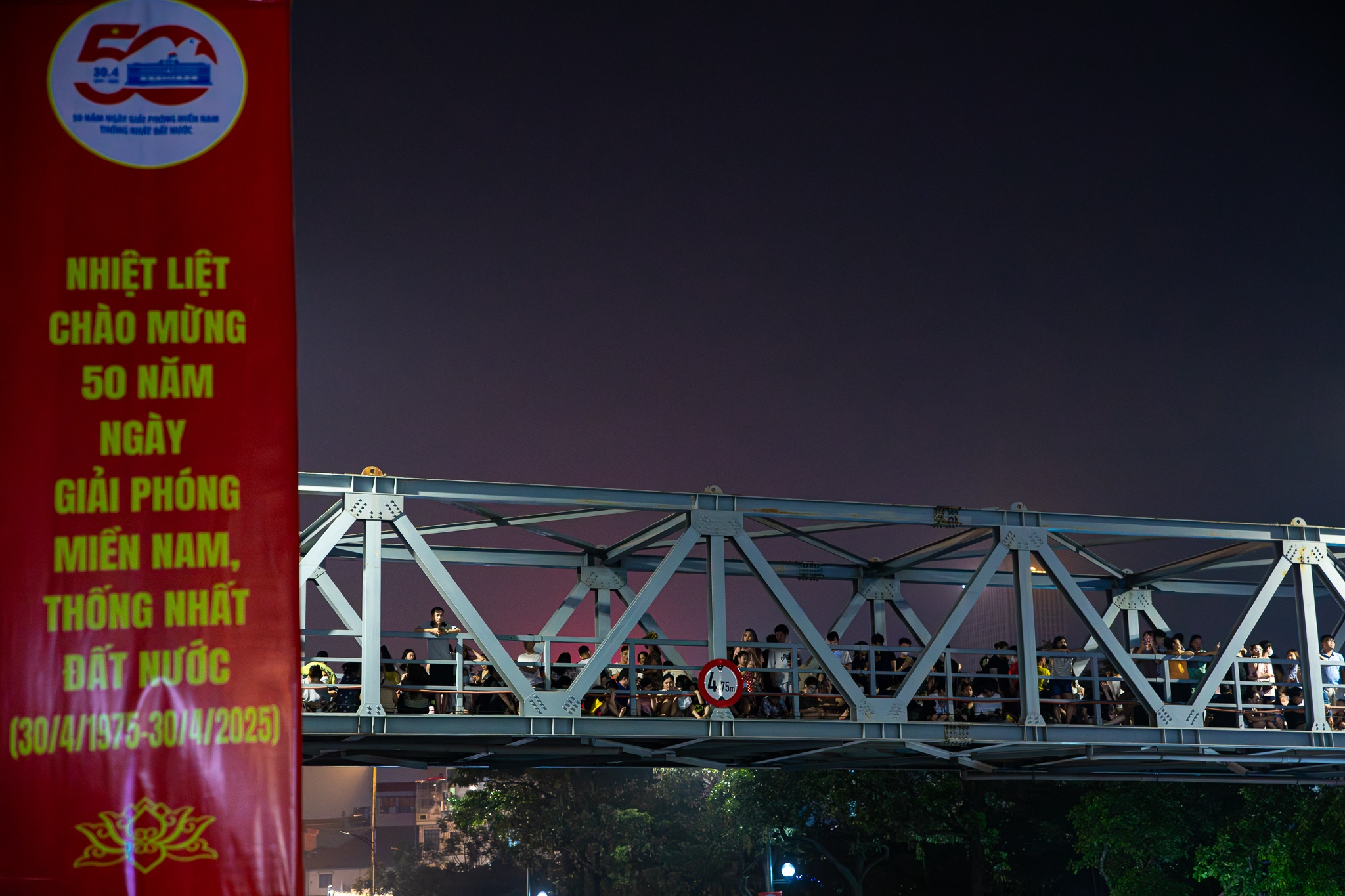 giai phong mien nam anh 4