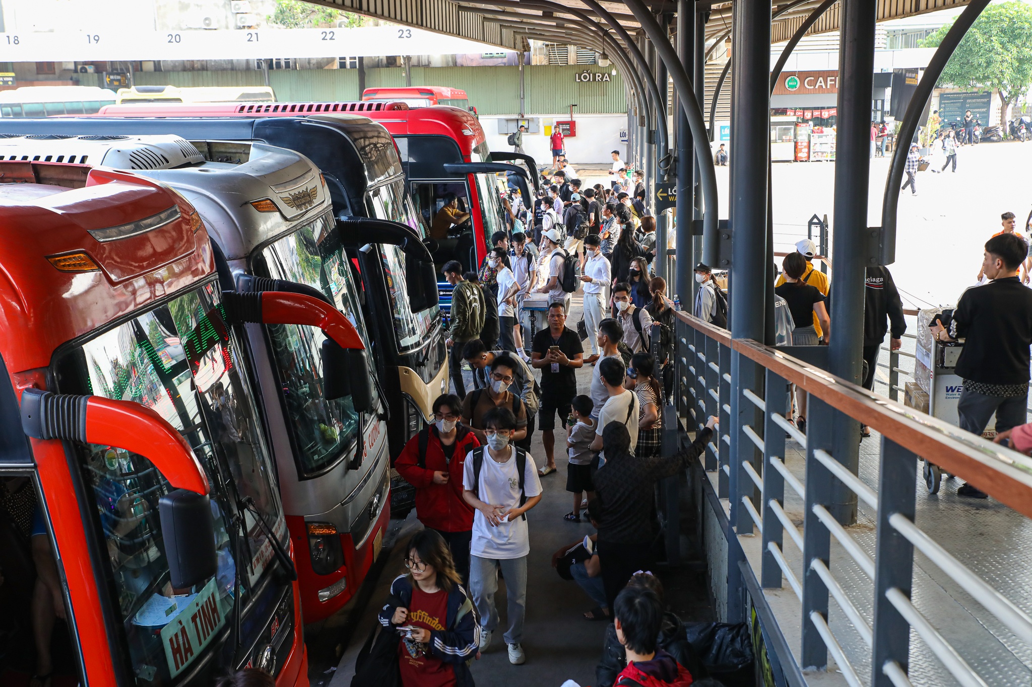 tắc đường về nghỉ lễ ảnh 18 tac duong ve nghi le anh 18