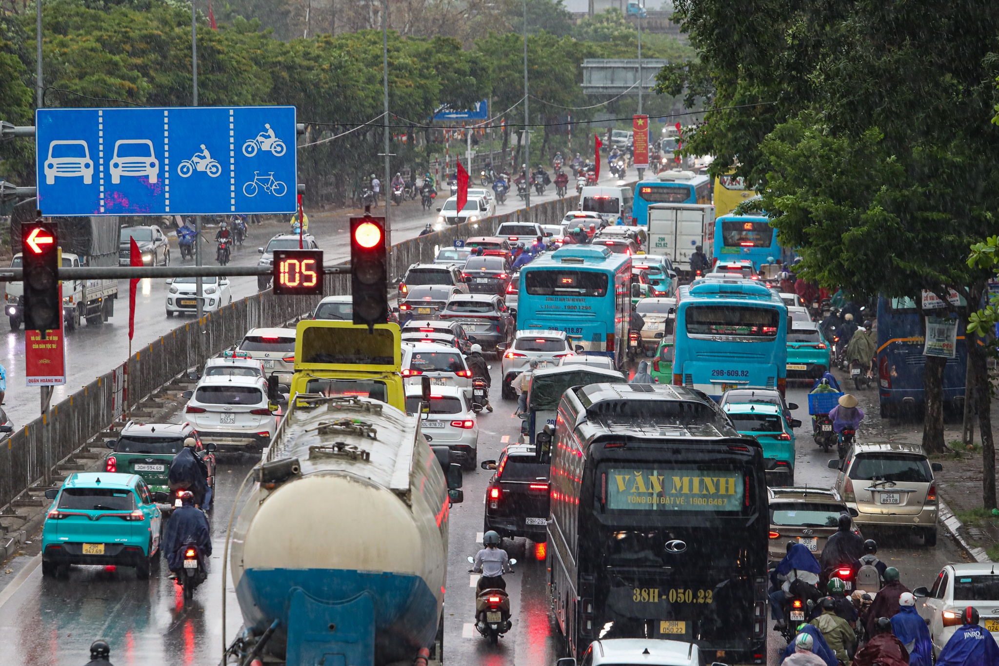 tac duong ve ha noi anh 3
