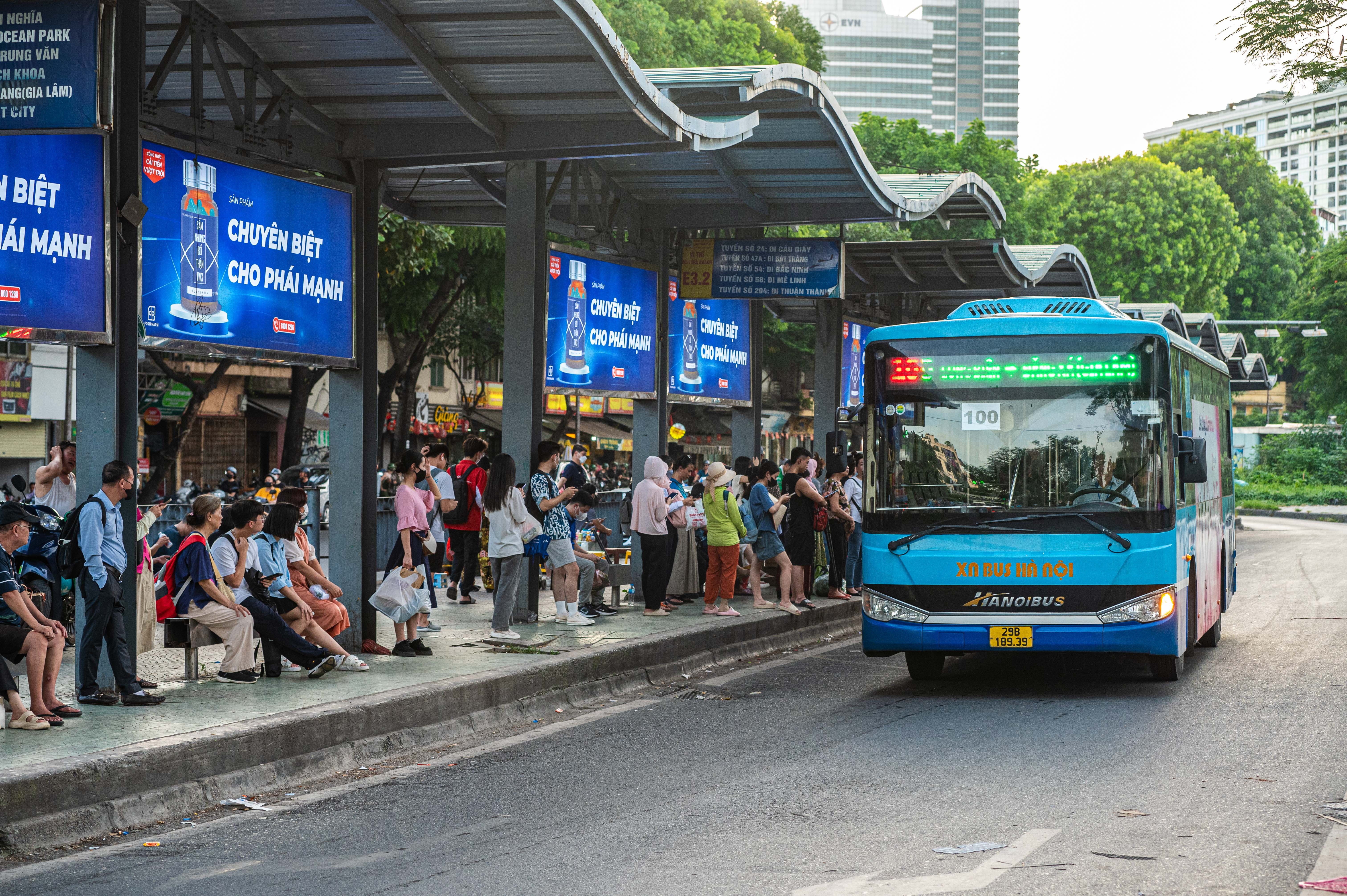 vanh dai 1 cam xe anh 10