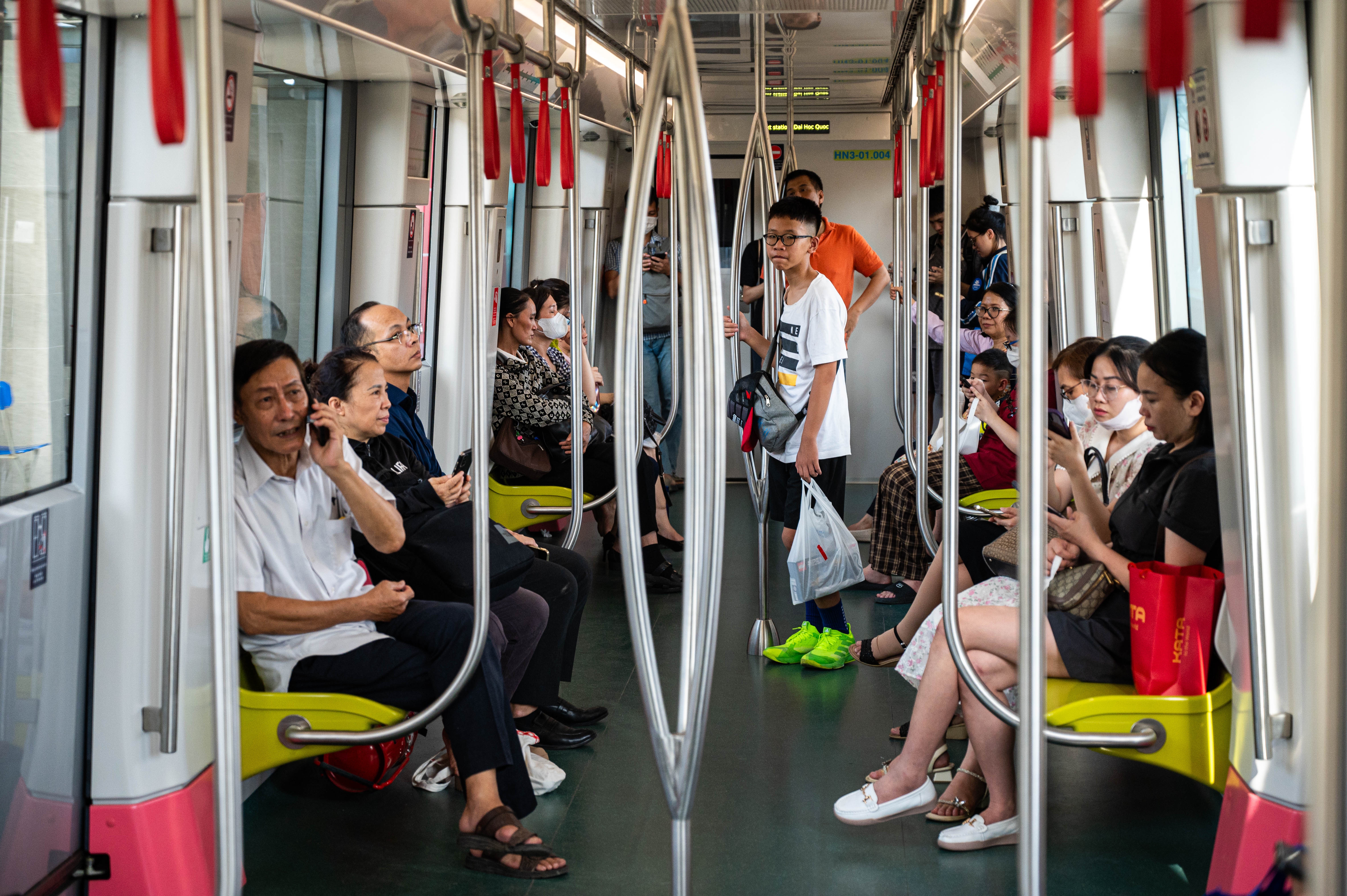 vanh dai 1 cam xe anh 14