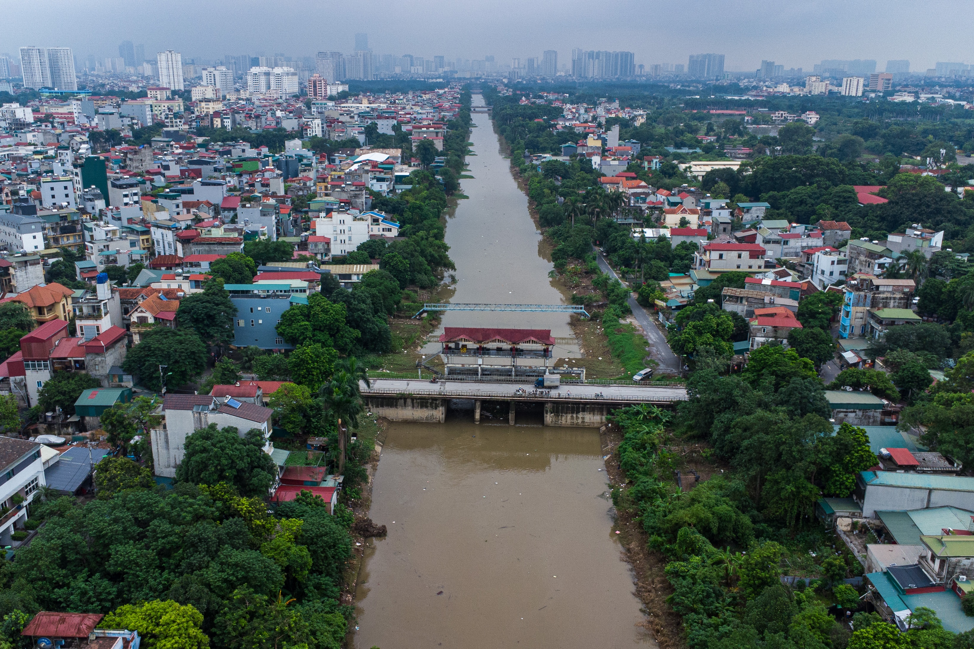tram bom de tieu ung anh 10
