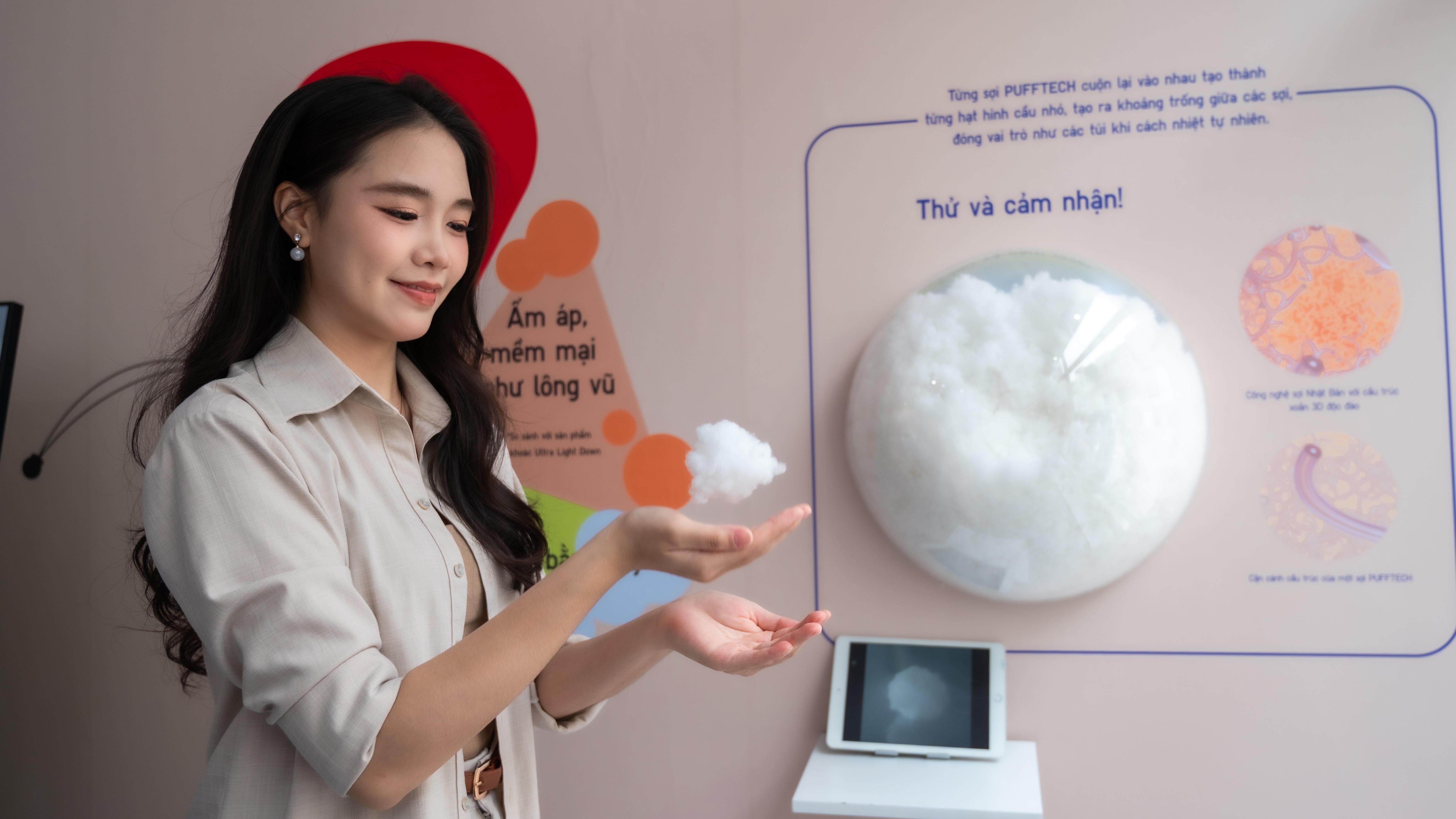 ao giu am Uniqlo,  HEATTECH,  PUFFTECH,  mac am khong nang,  cong nghe giu nhiet,  thoi trang Ha Noi anh 5