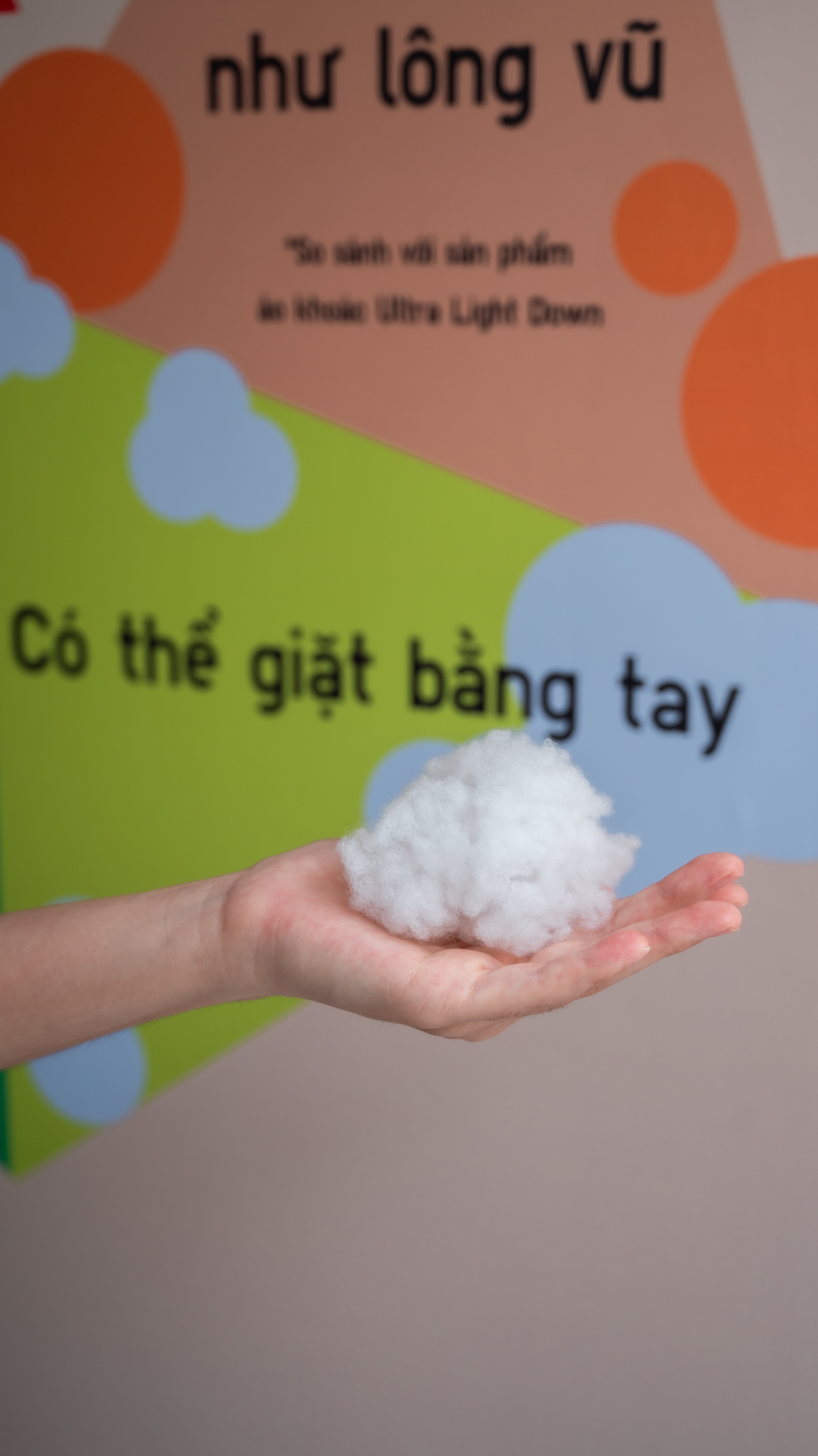 ao giu am Uniqlo,  HEATTECH,  PUFFTECH,  mac am khong nang,  cong nghe giu nhiet,  thoi trang Ha Noi anh 8