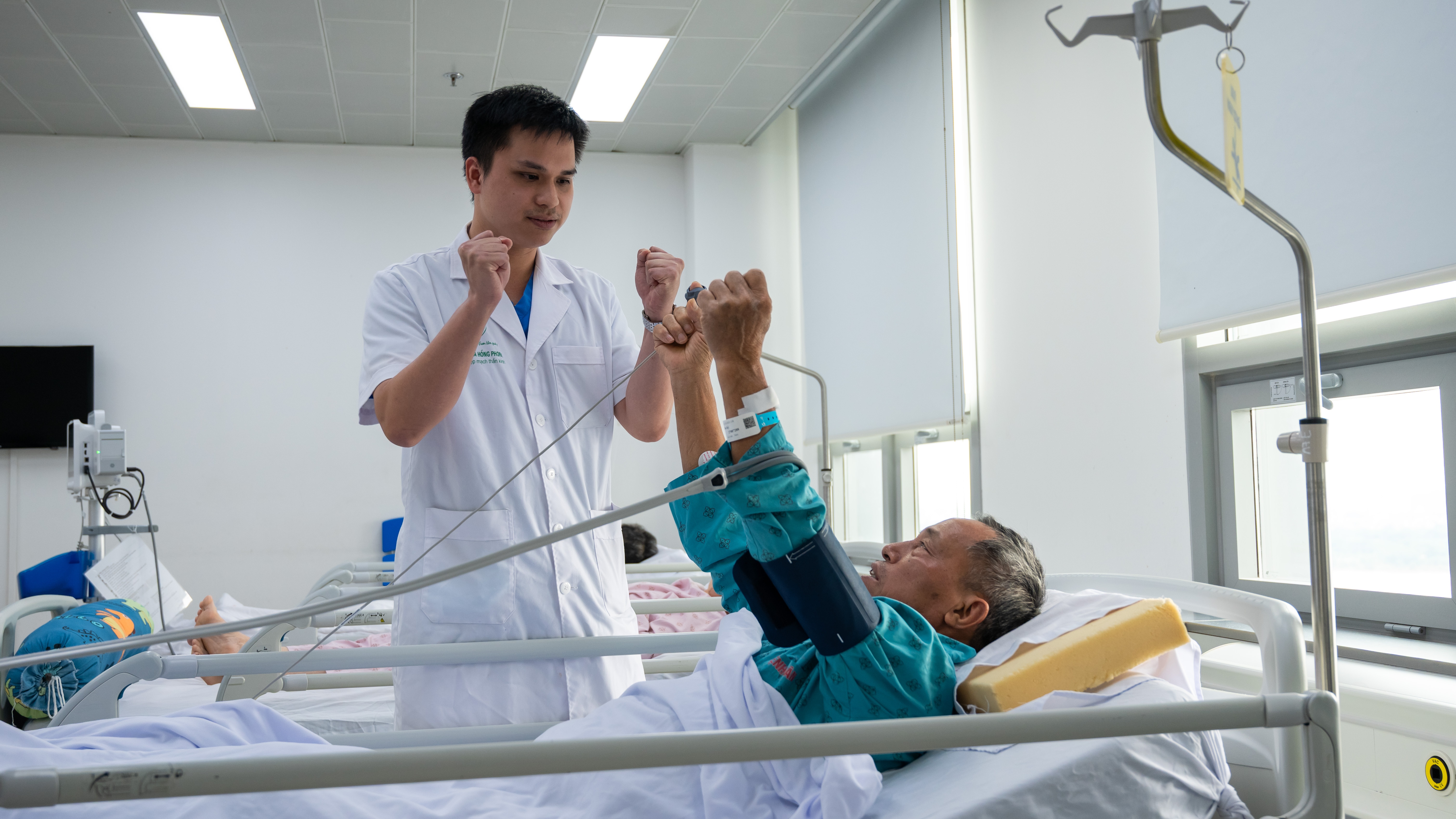 trong phong can thiep nao anh 7