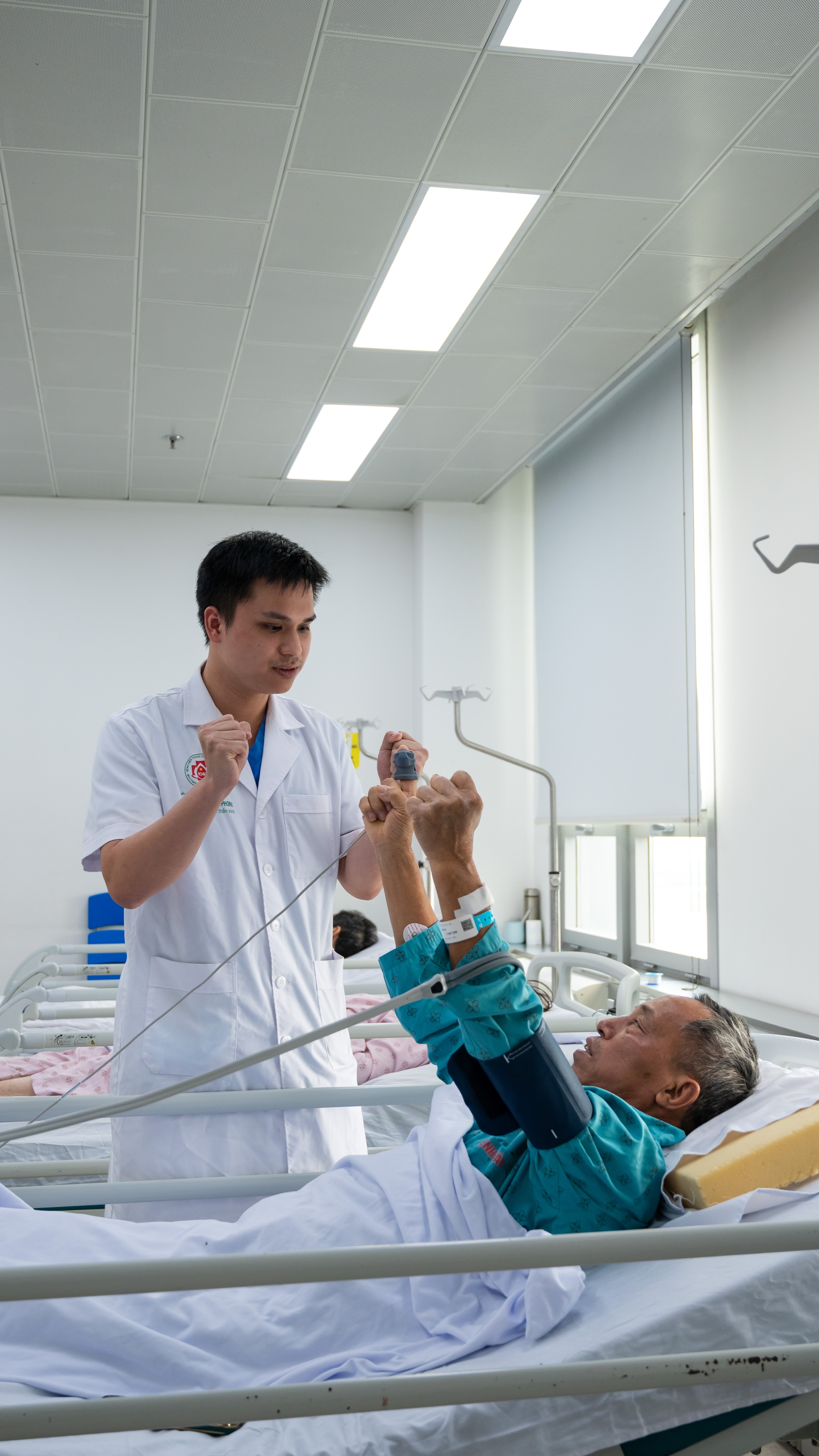 trong phong can thiep nao anh 8