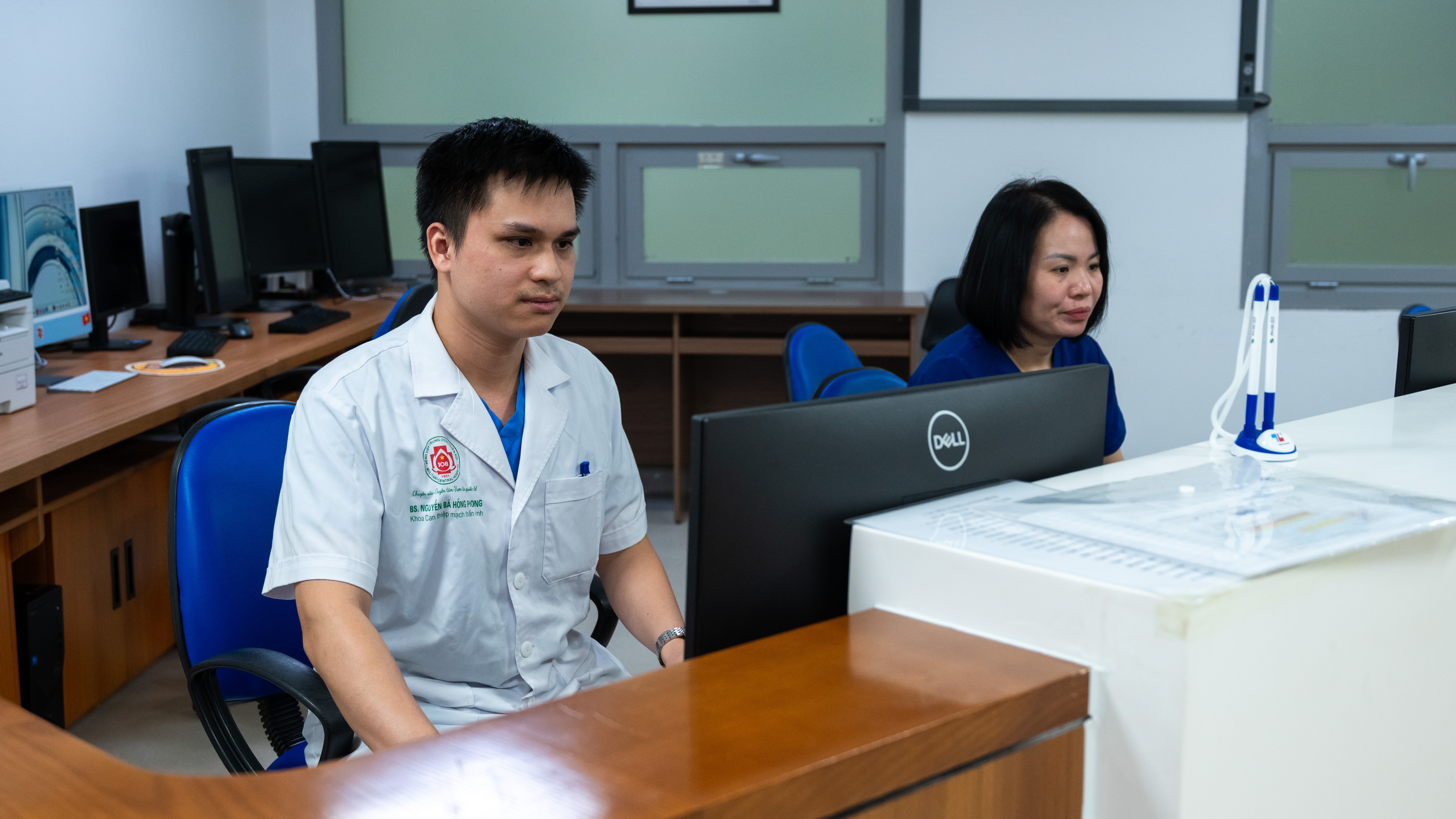 trong phong can thiep nao anh 5