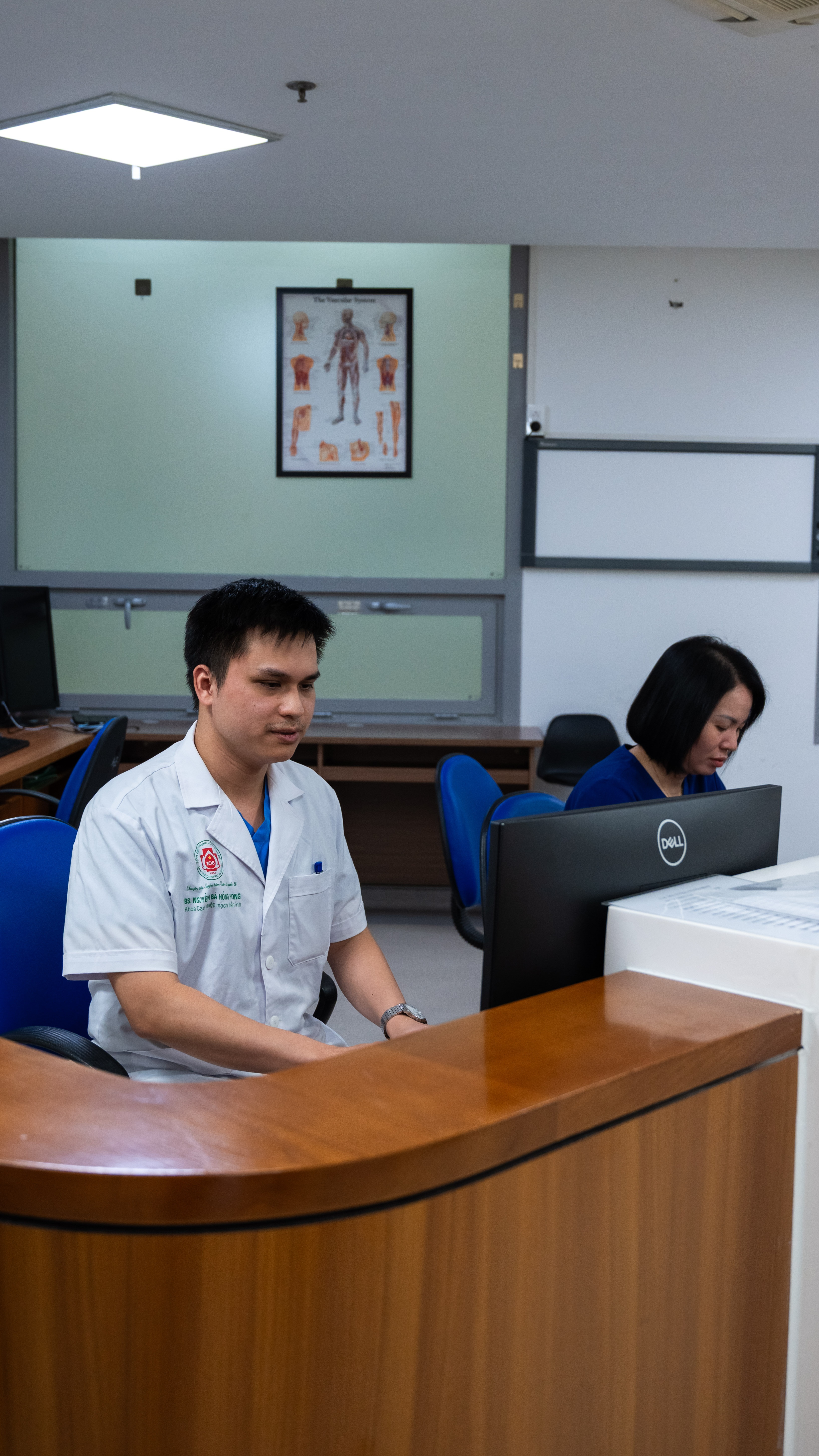 trong phong can thiep nao anh 6