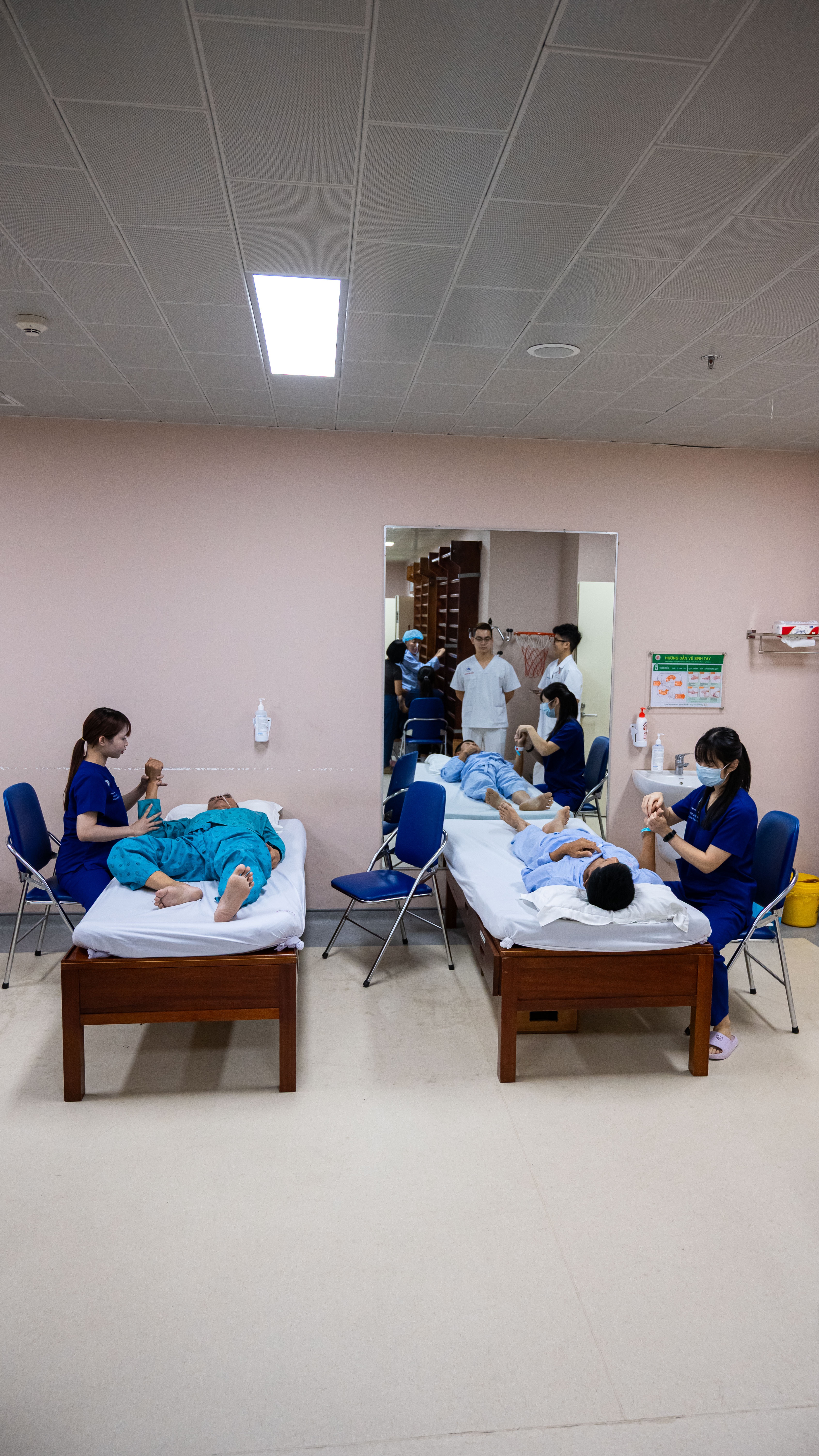 trong phong can thiep nao anh 32