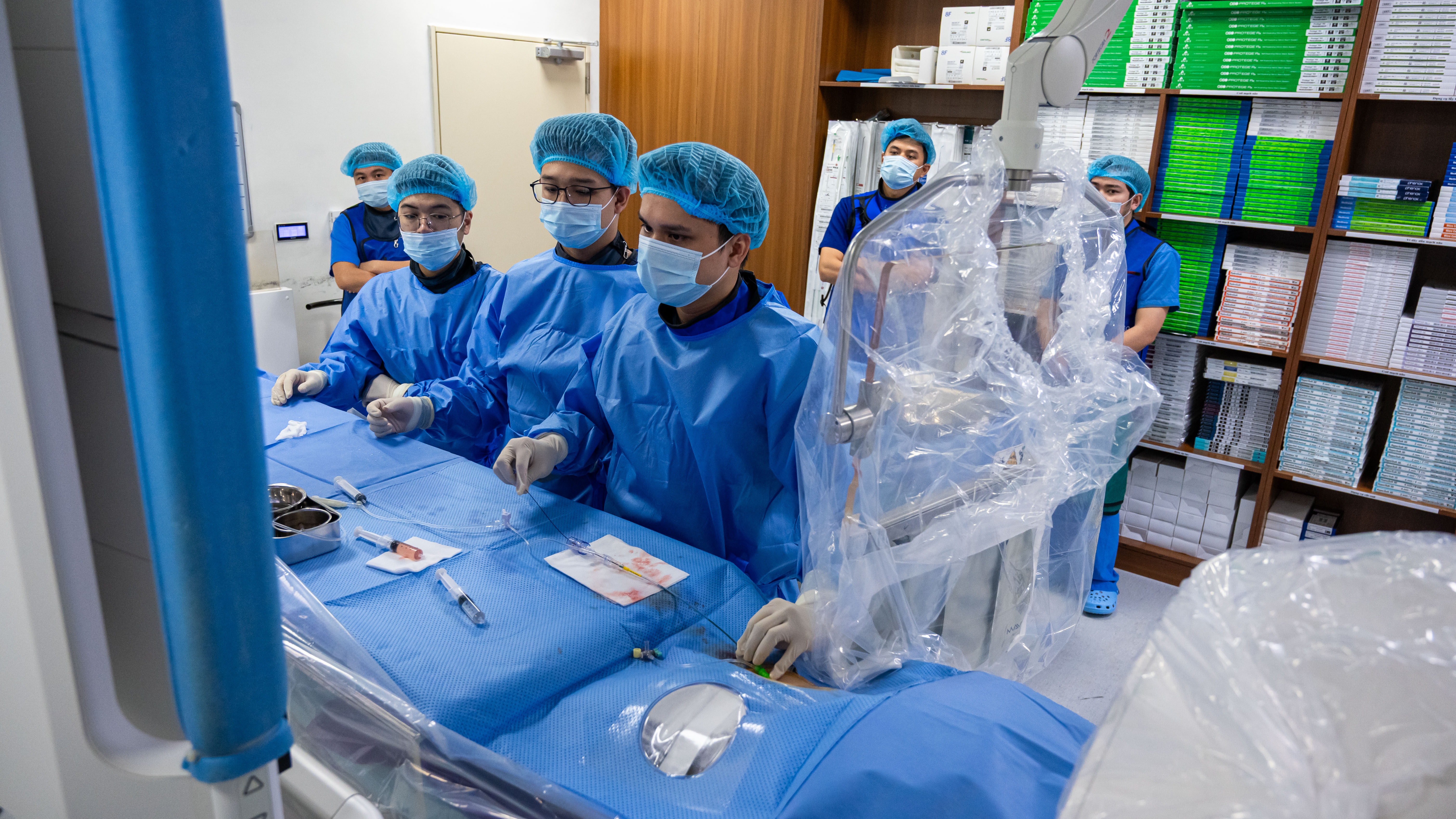 trong phong can thiep nao anh 1