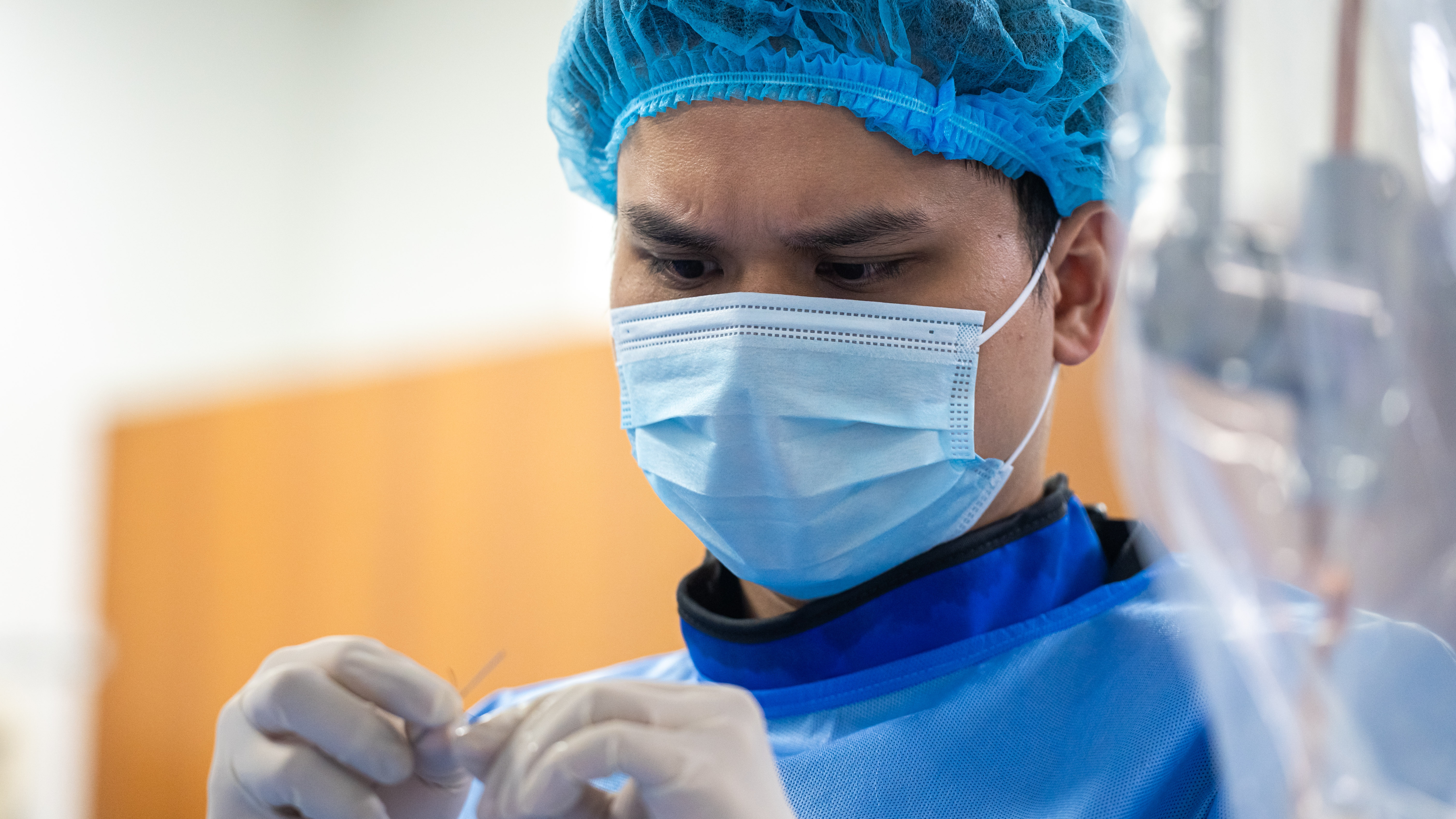 trong phong can thiep nao anh 13