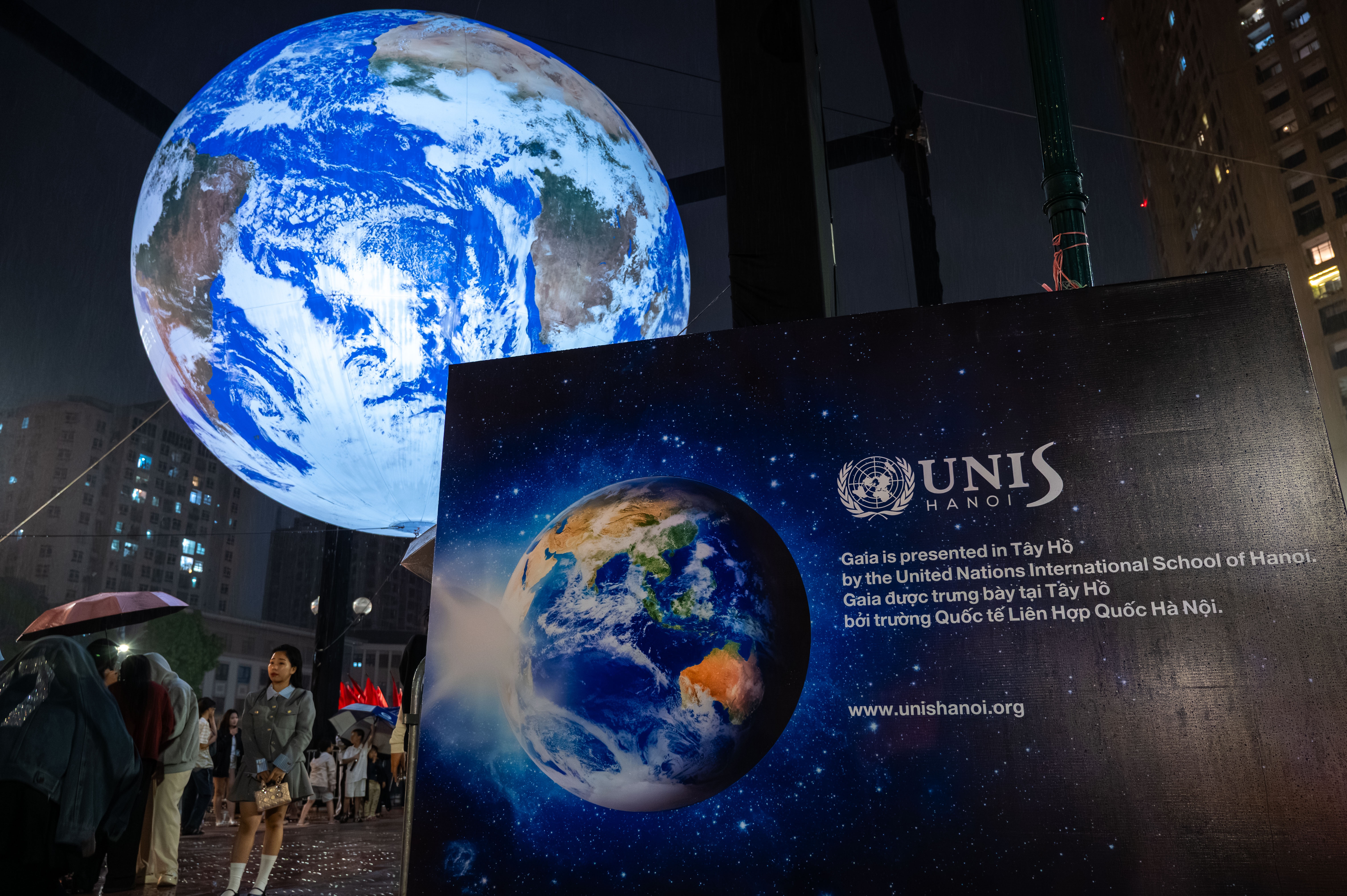 bilde av gigantisk jord, bilde 4 hinh trai dat khong lo anh 4