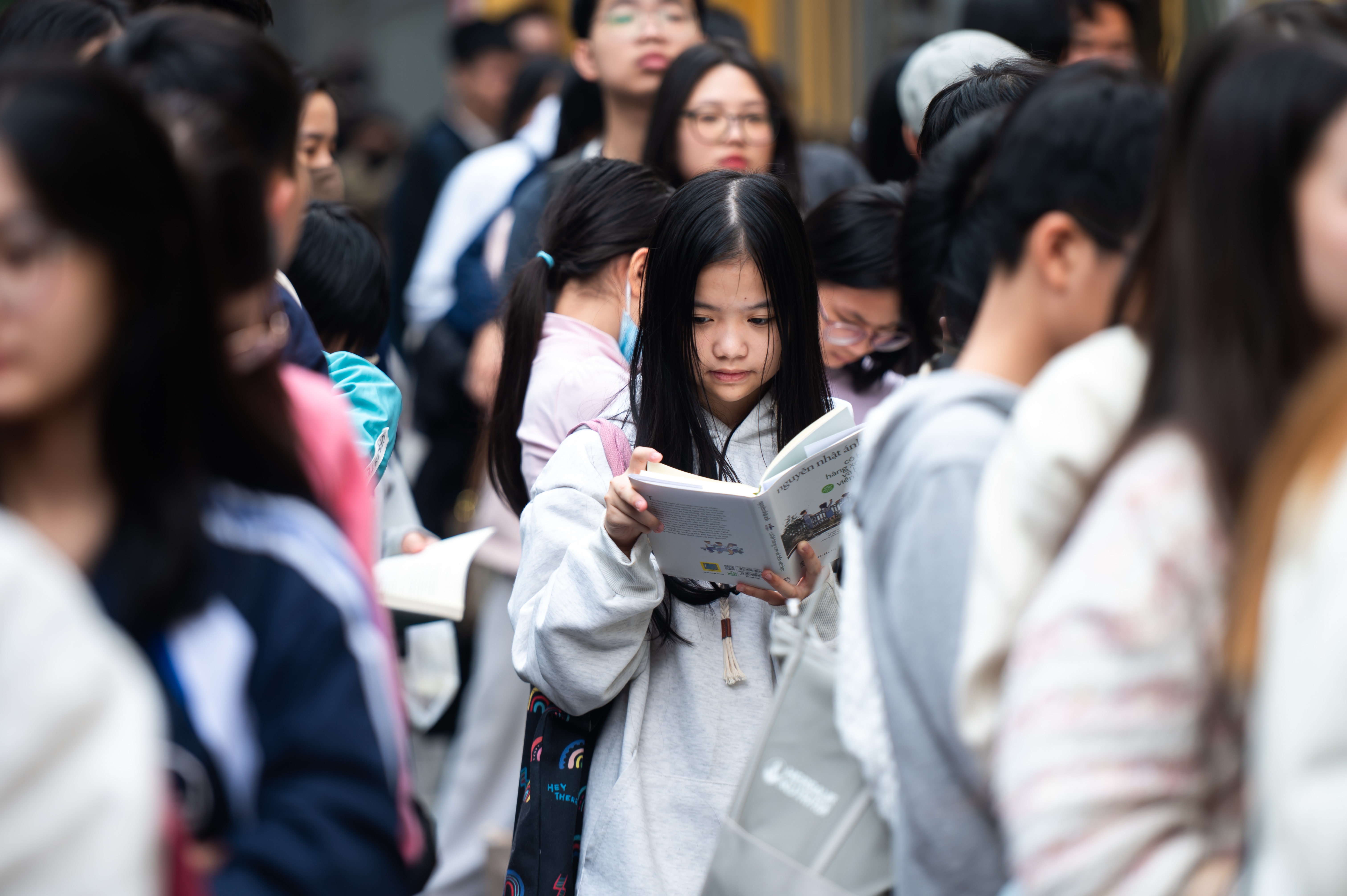 nha van nguyen nhat anh anh 11