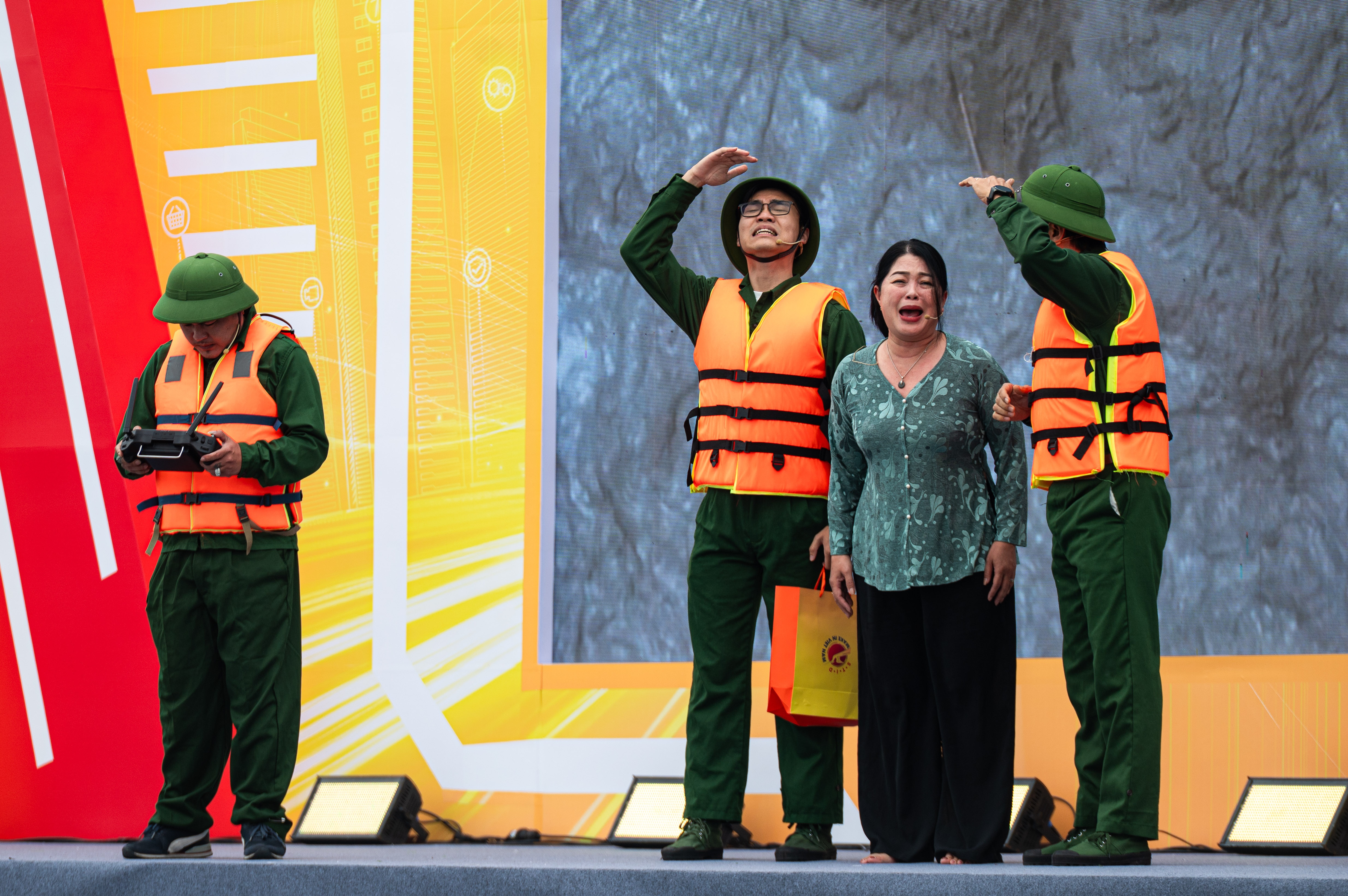 trinh dien do cong nghe anh 6