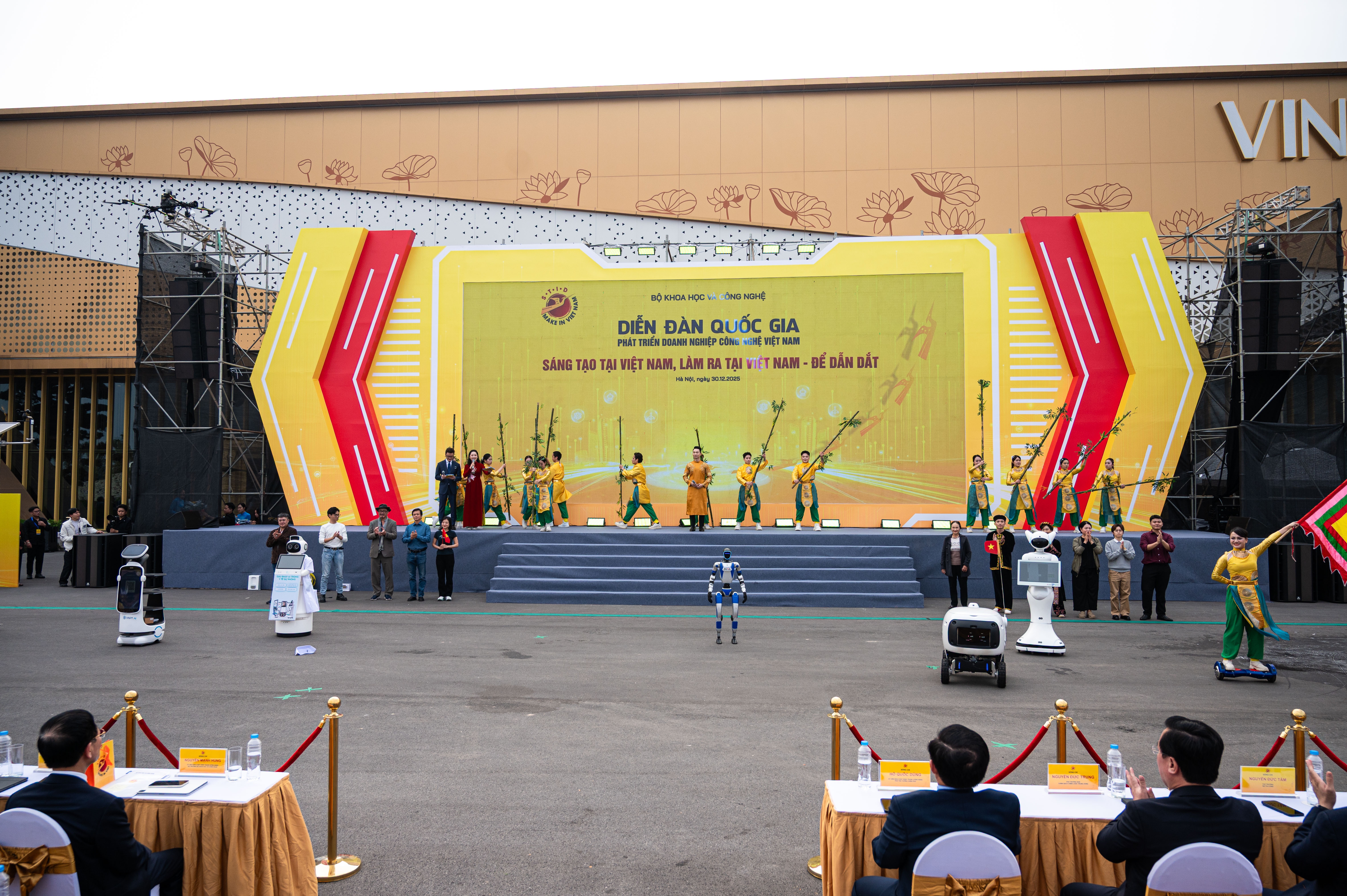 trinh dien do cong nghe anh 1