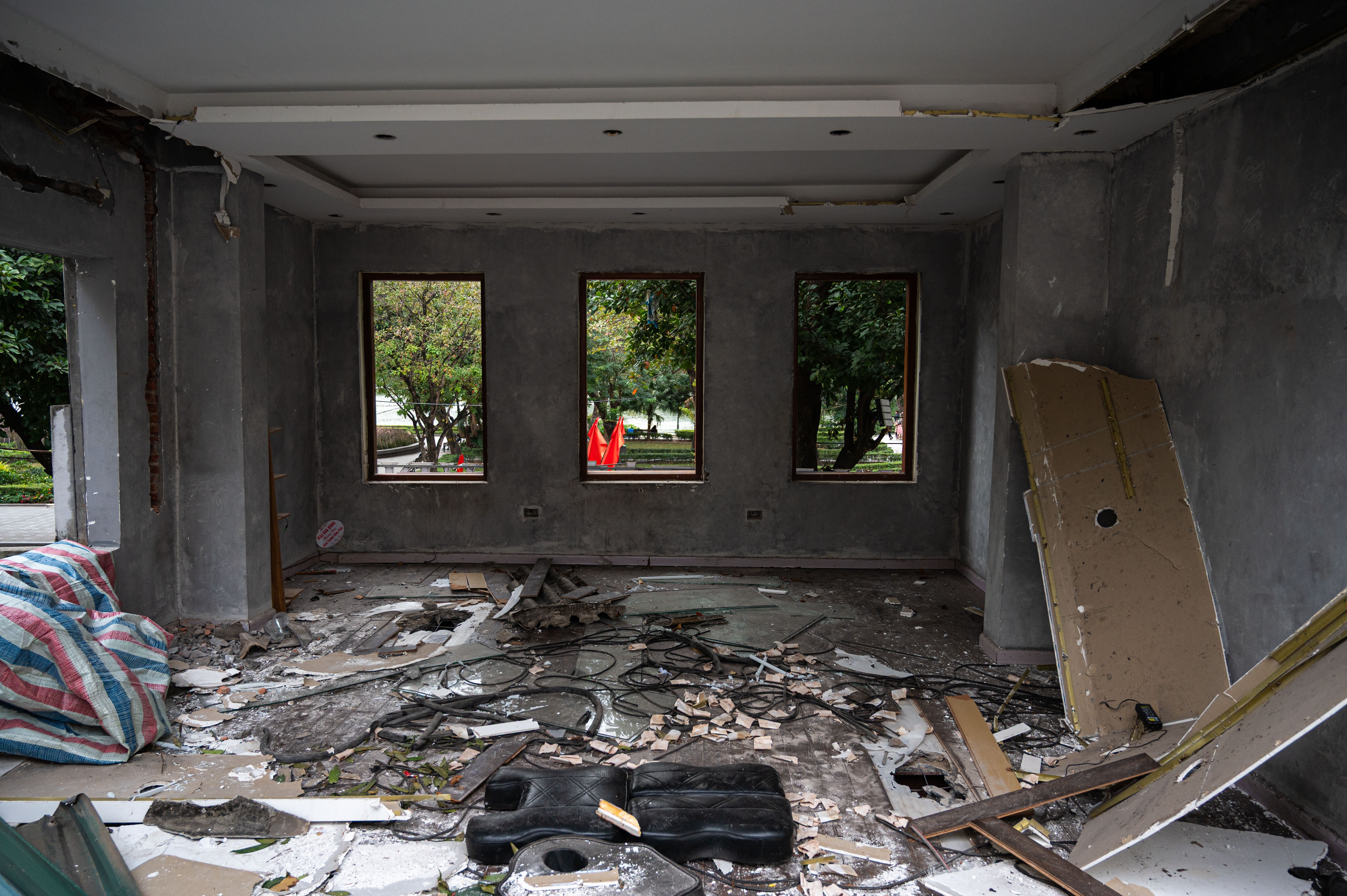 Giai toa ho Guom anh 9