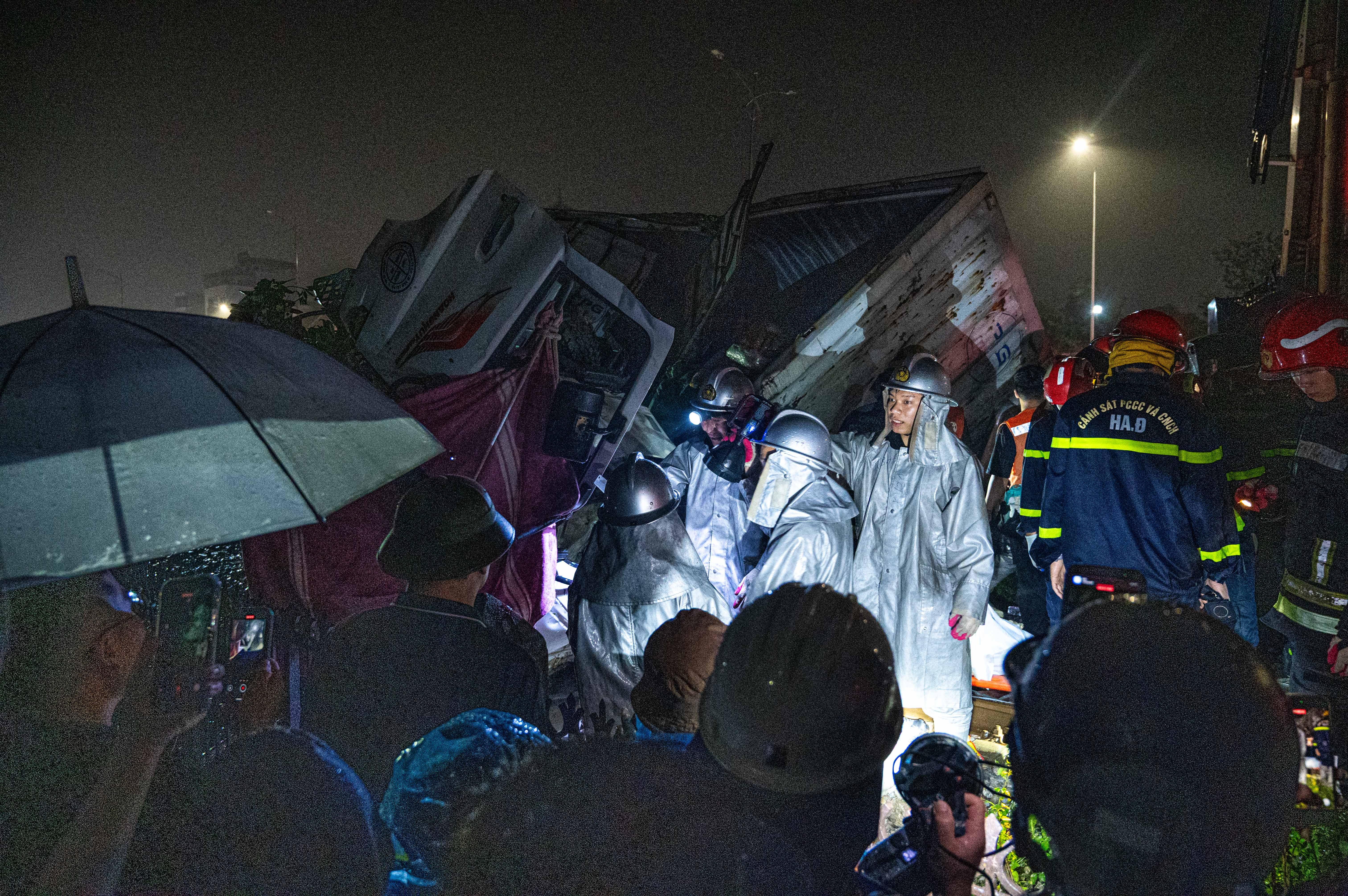 tai nan tren duong sat anh 3