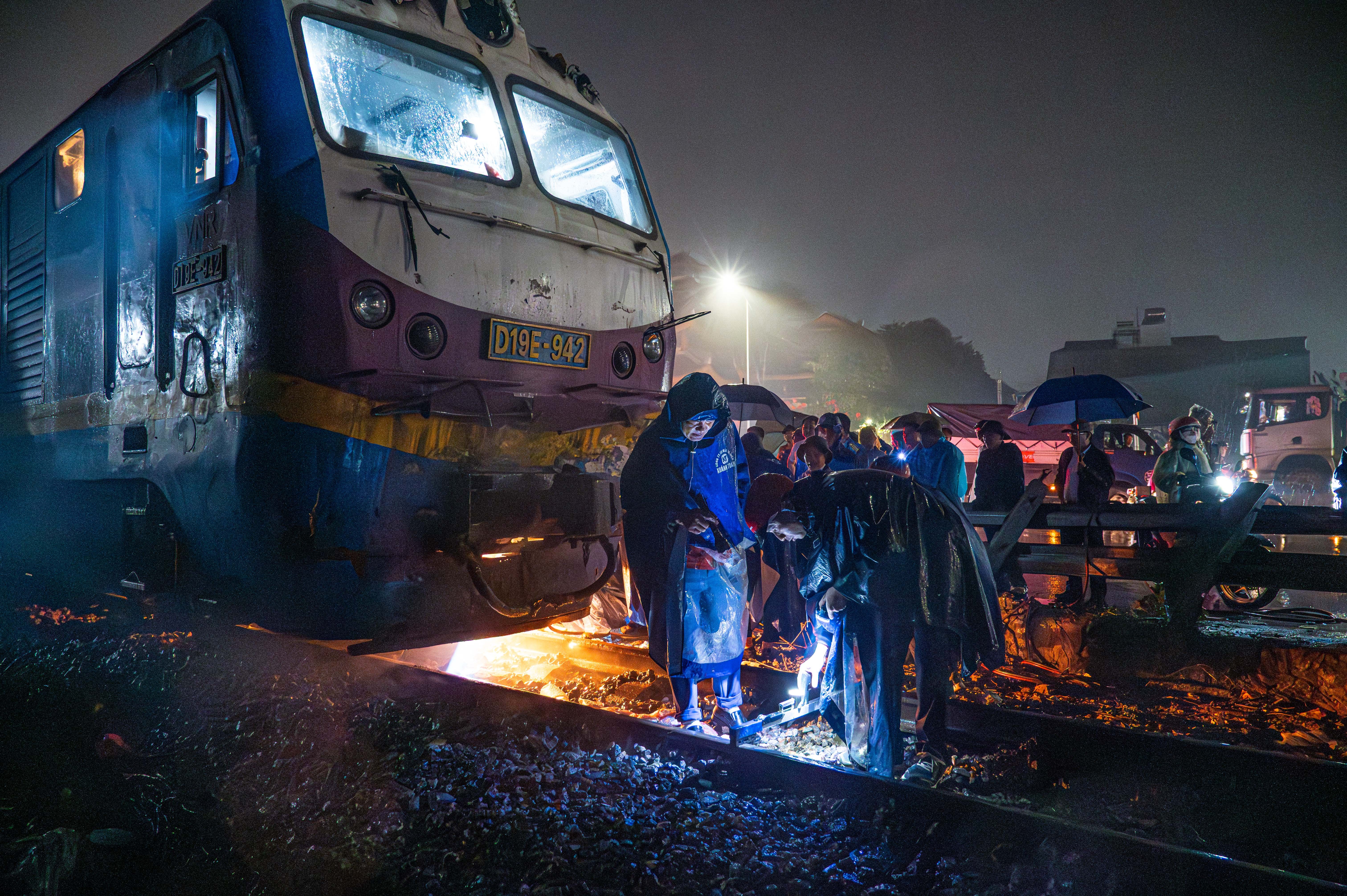 tai nan tren duong sat anh 6