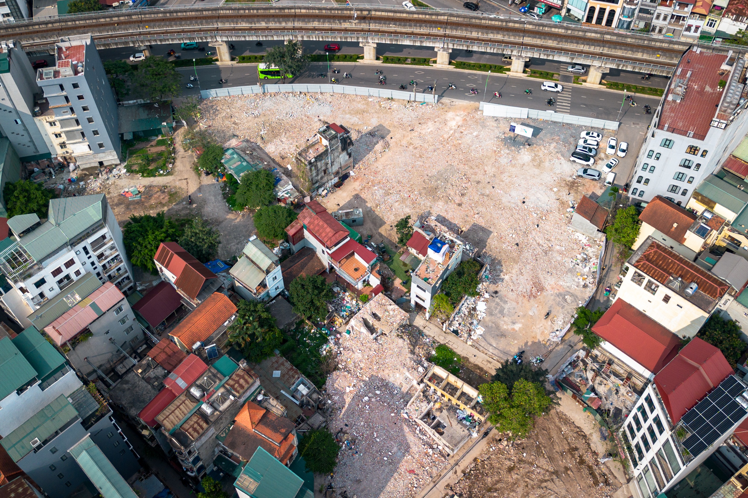 thi cong vanh dai 2, 5 anh 3