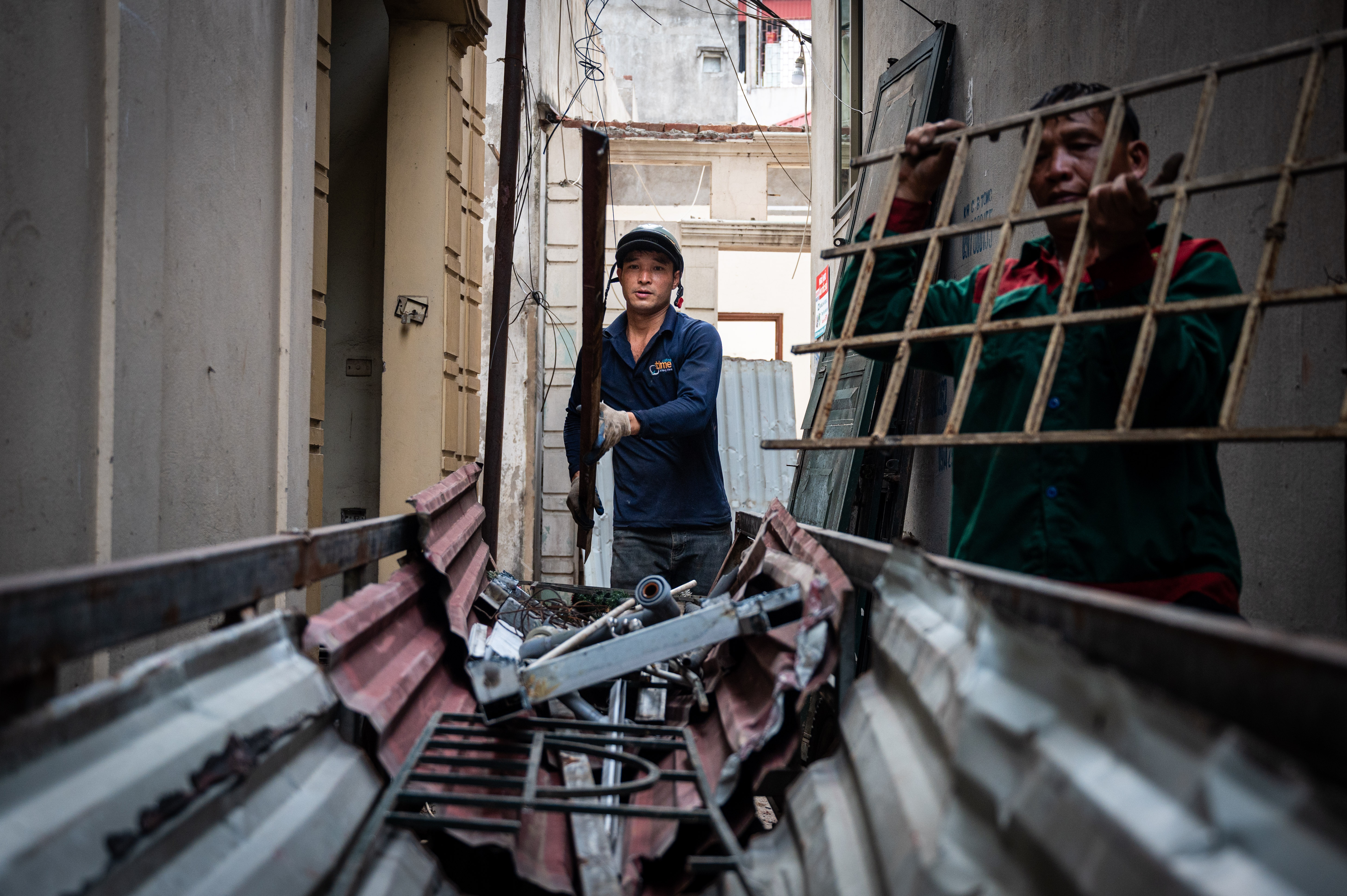 Tat bat ban giao mat bang duong 10 lan Tay Thang Long hinh anh