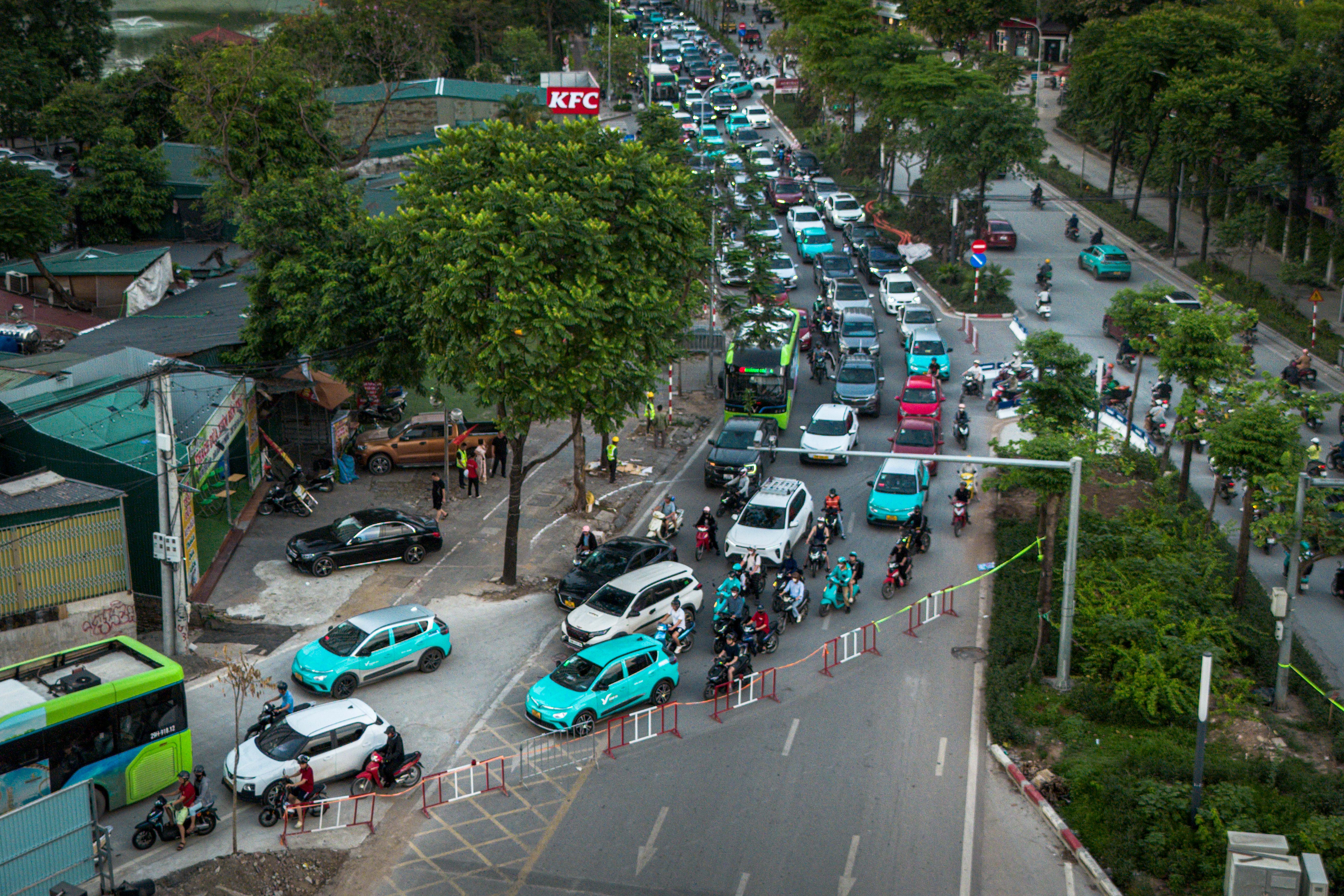 la thanh nguyen chi thanh anh 12