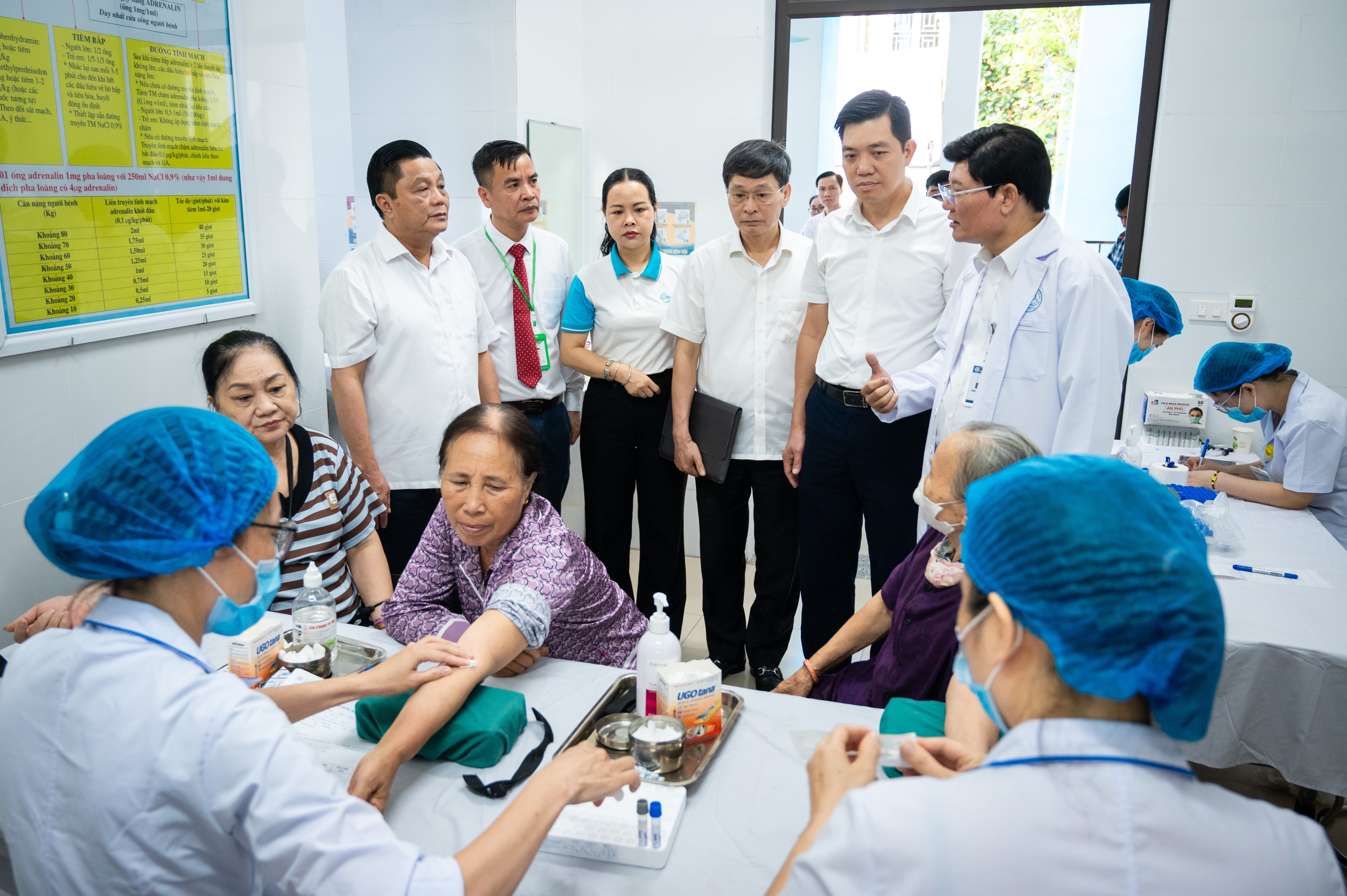 kham suc khoe toan dan anh 8