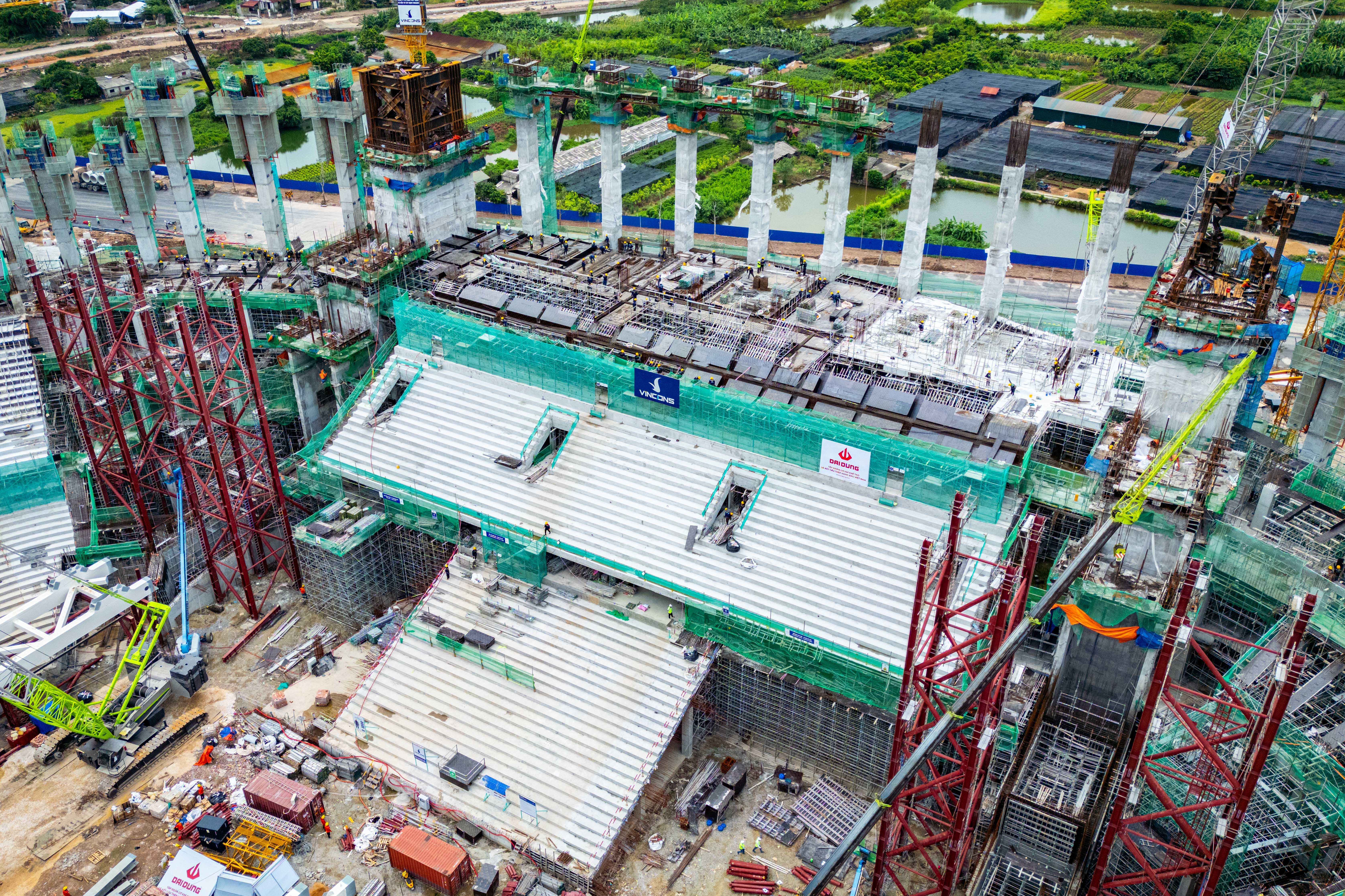 san van dong pvf anh 7