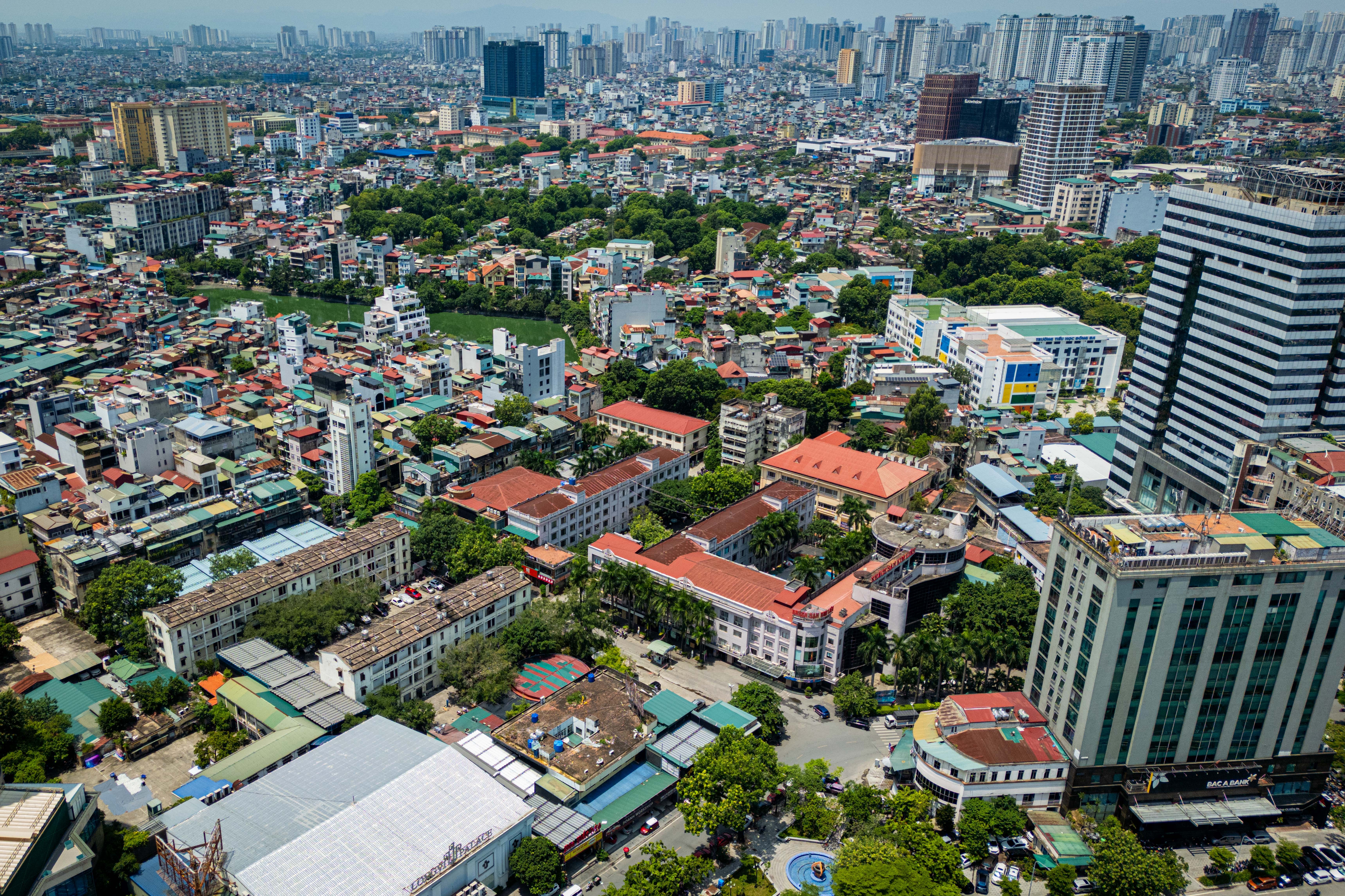 to&agrave; th&aacute;p đ&ocirc;i 99 tầng ảnh 1