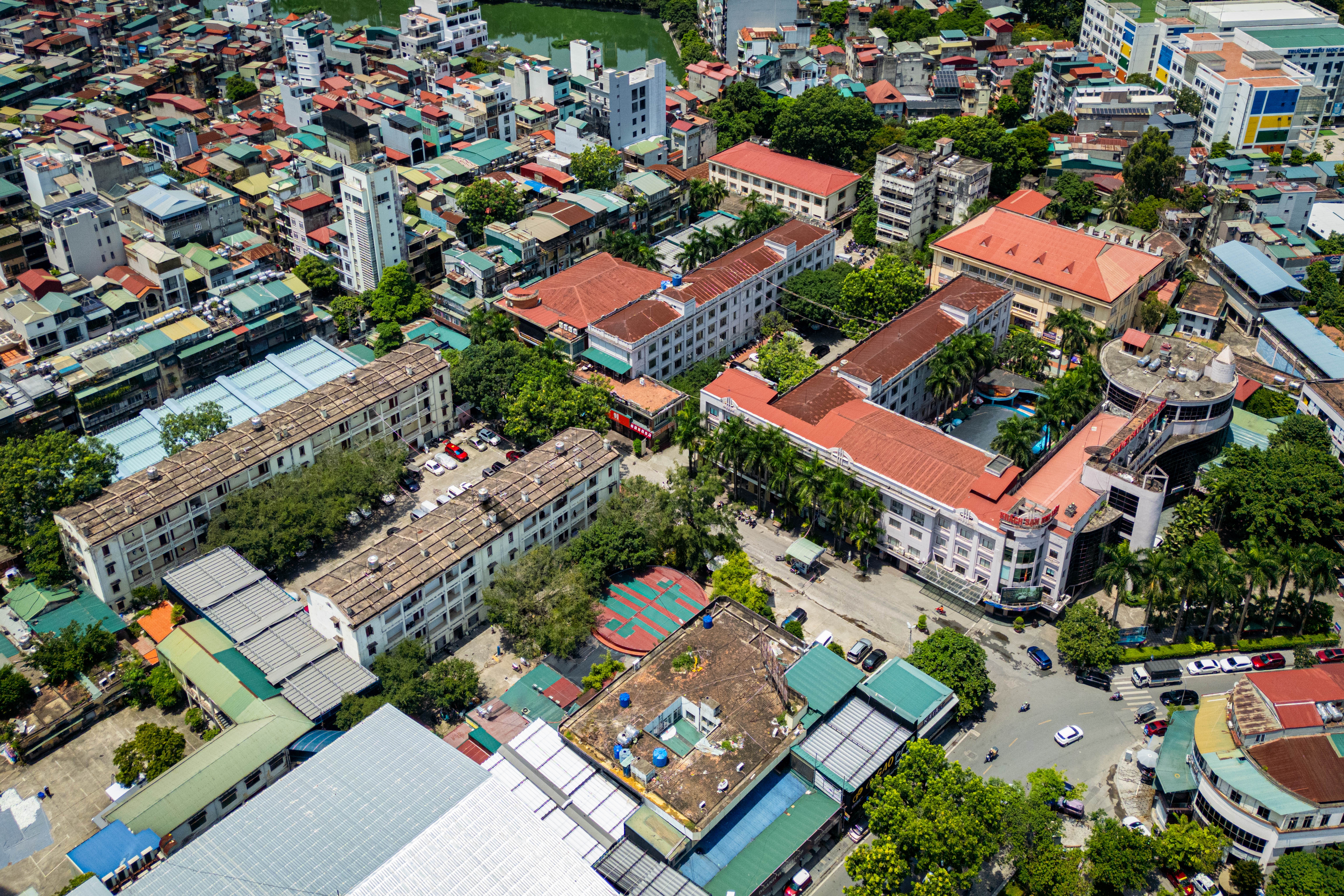 to&agrave; th&aacute;p đ&ocirc;i 99 tầng ảnh 4