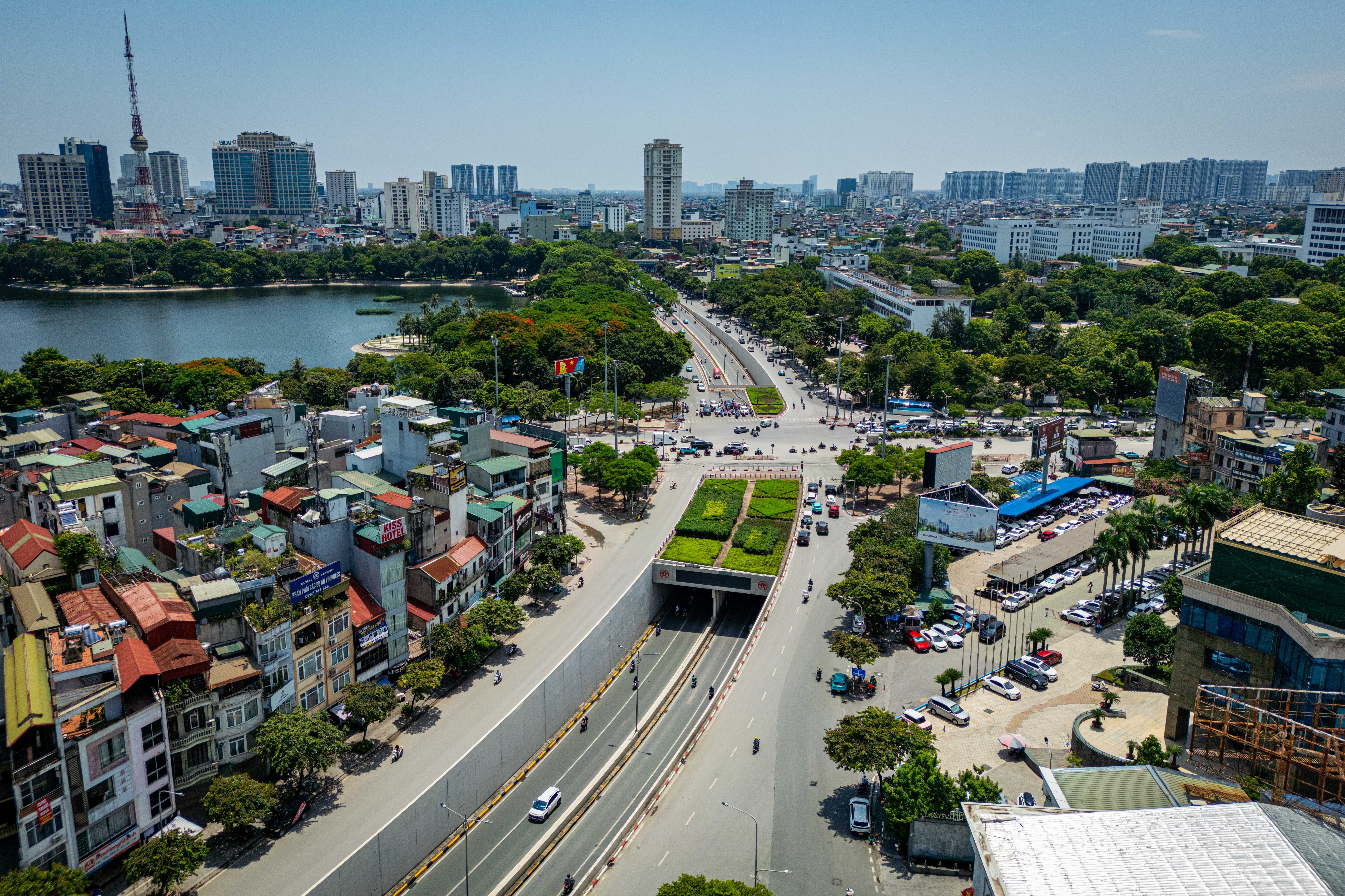 to&agrave; th&aacute;p đ&ocirc;i 99 tầng ảnh 10