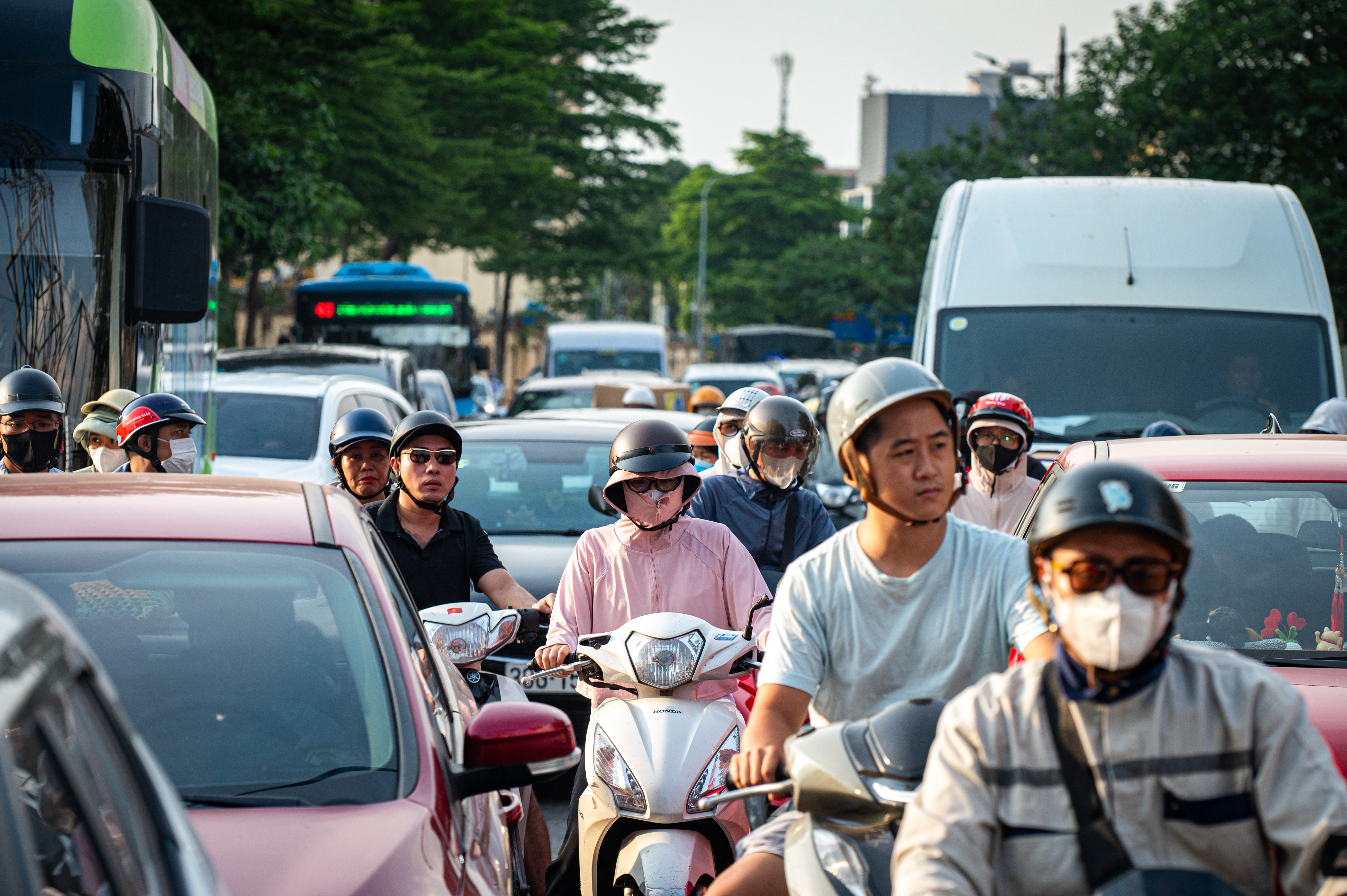 X&acirc;y cầu Trần Hưng Đạo ảnh 8