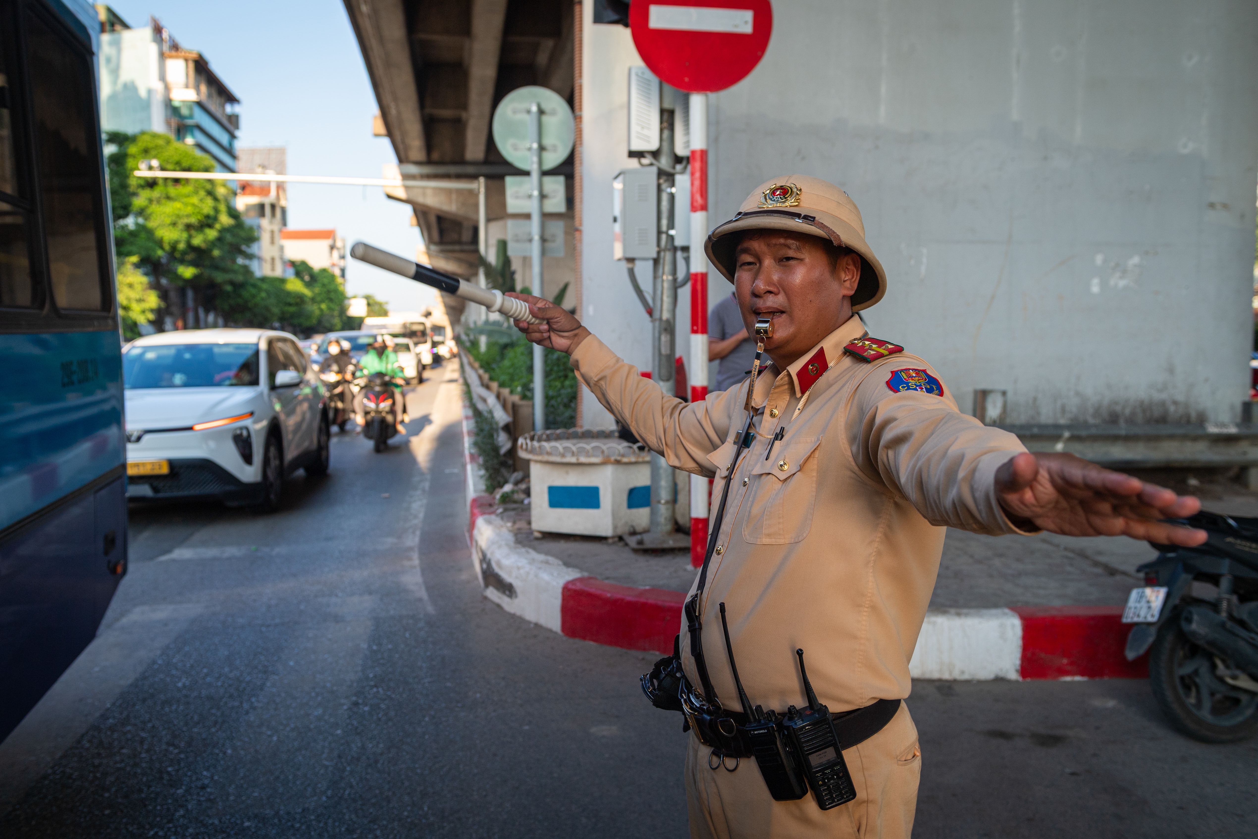 giao th&ocirc;ng h&agrave; nội ảnh 7