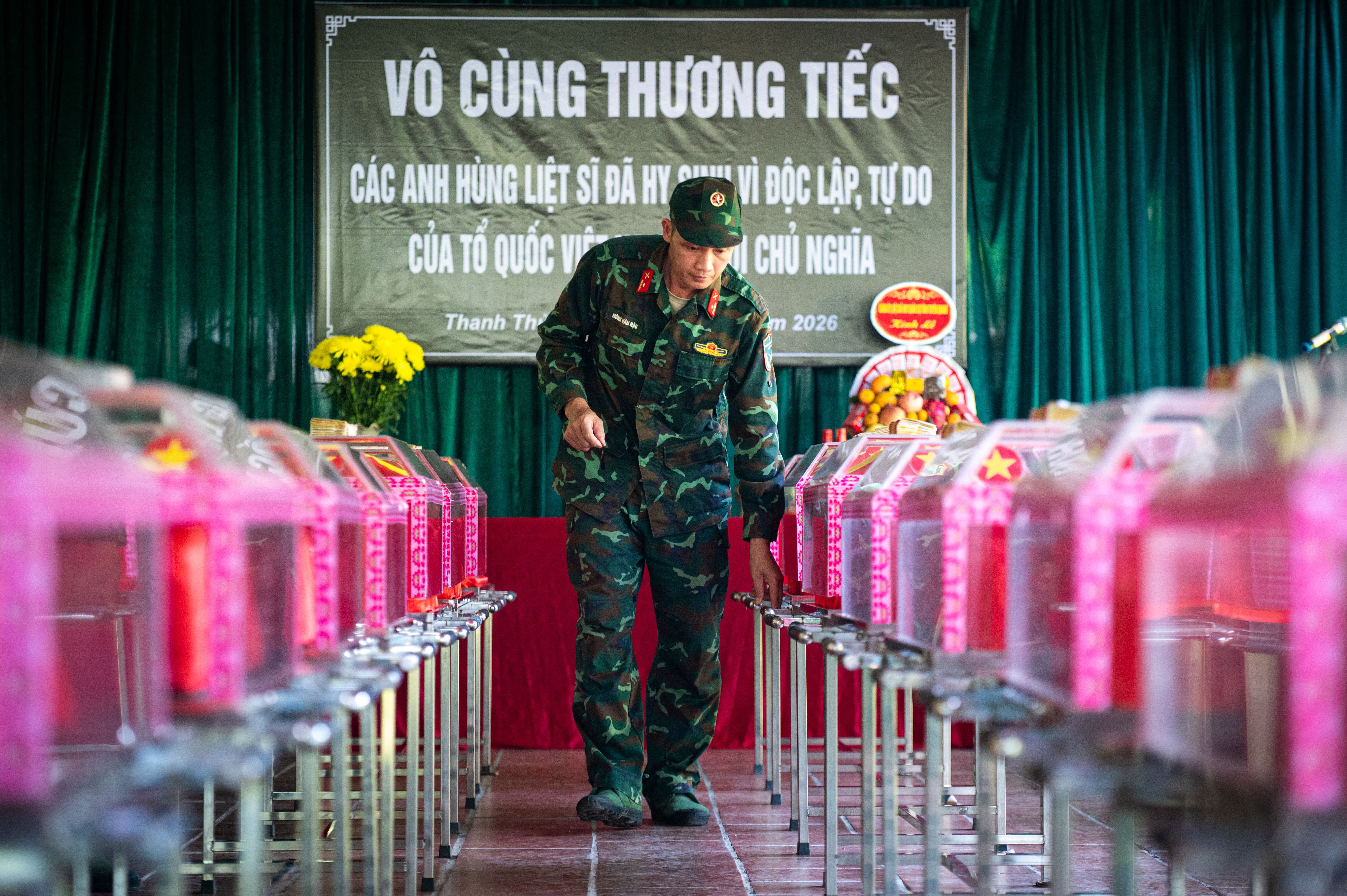 h&agrave;i cốt liệt sĩ ảnh 5