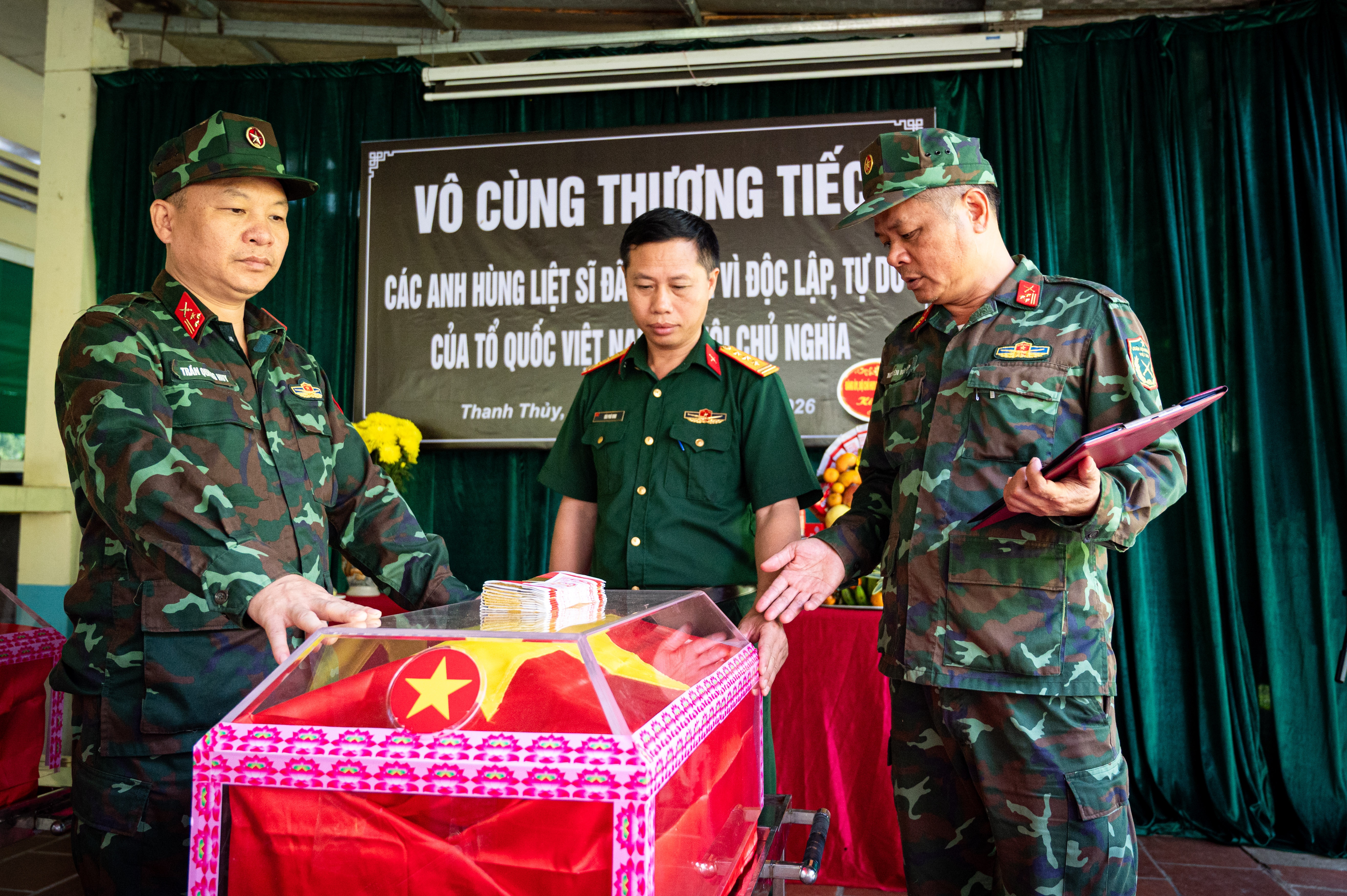 h&agrave;i cốt liệt sĩ ảnh 6