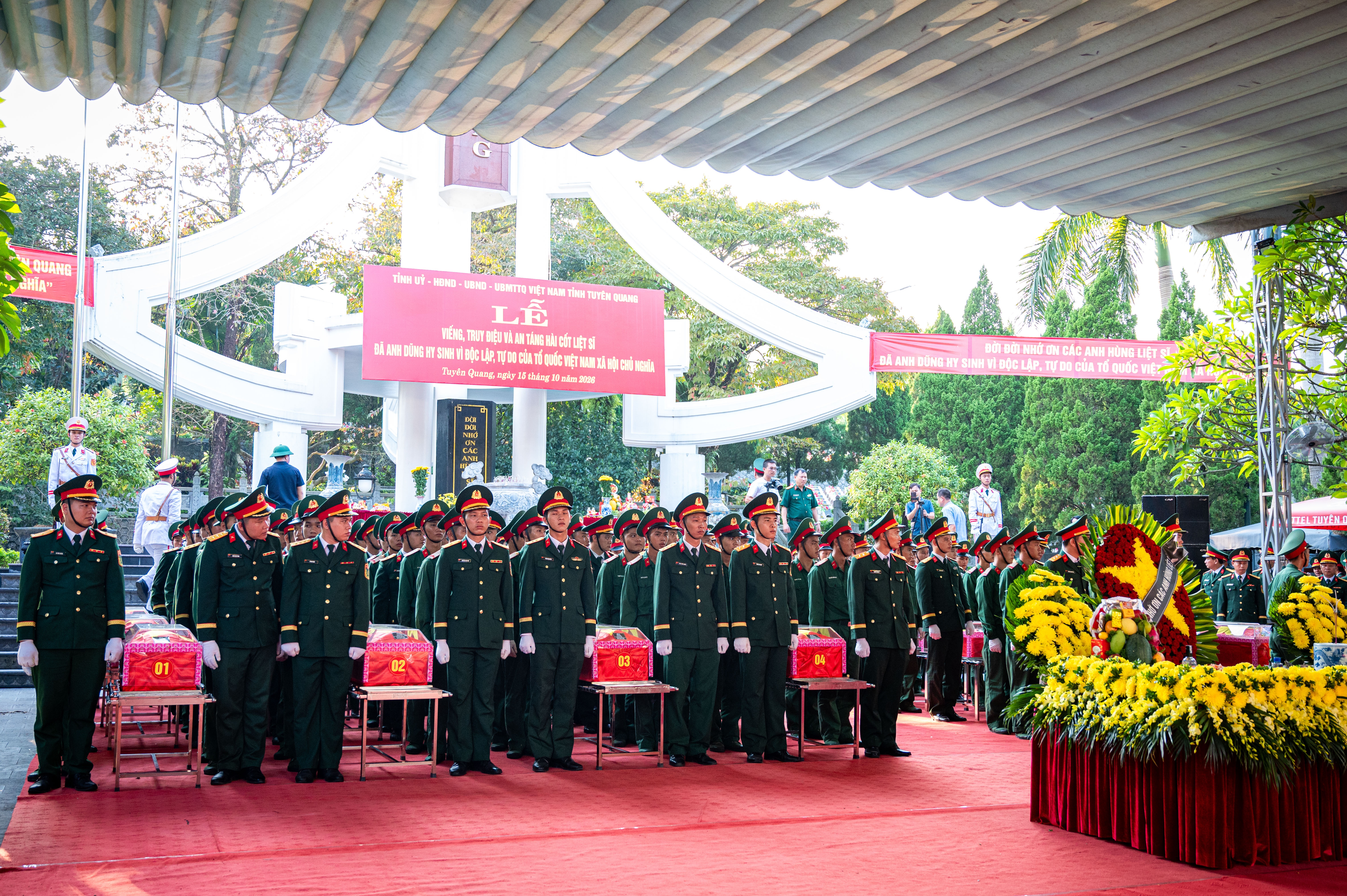 h&agrave;i cốt liệt sĩ ảnh 21
