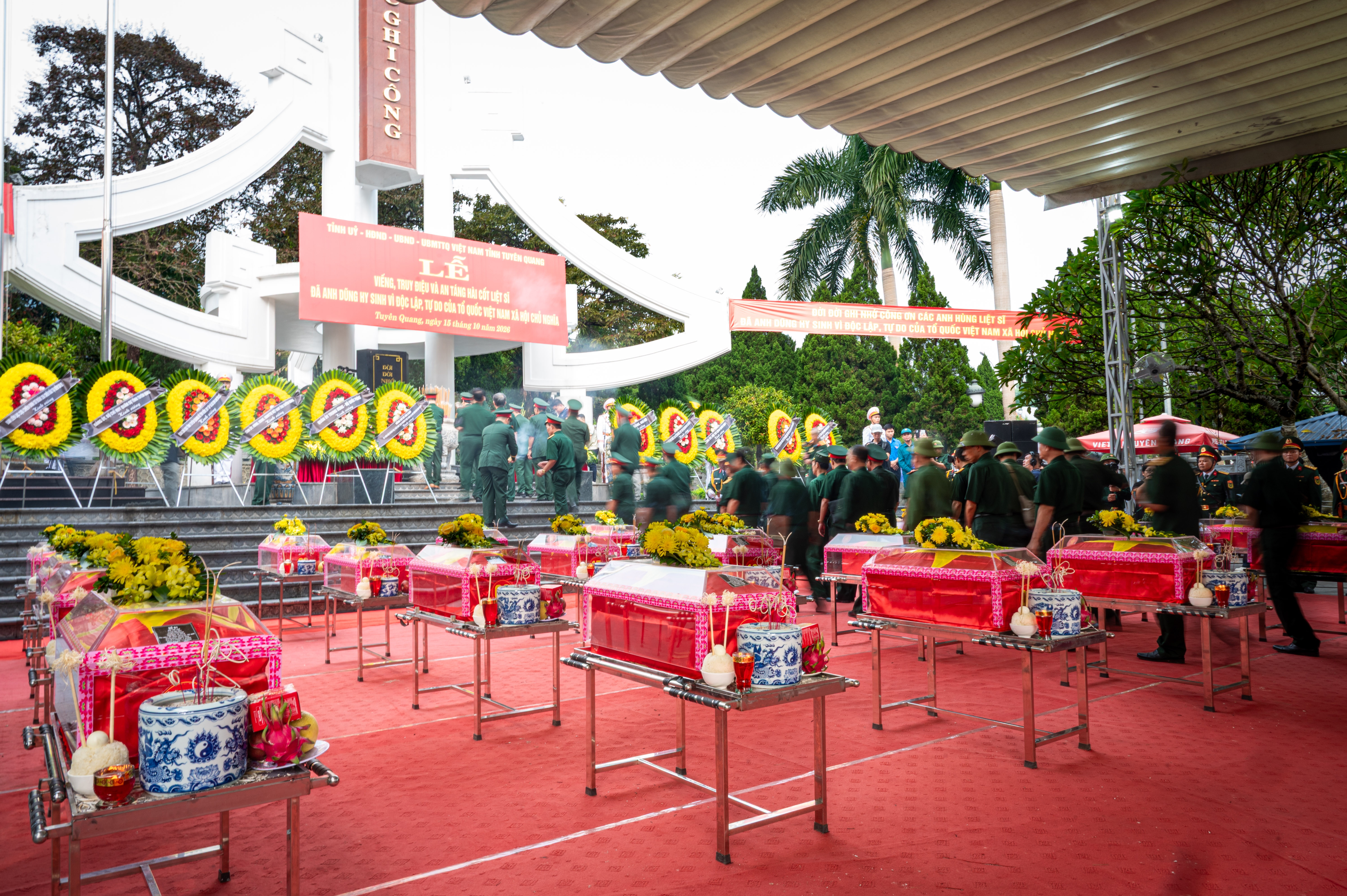 93 h&agrave;i cốt liệt sĩ ảnh 1