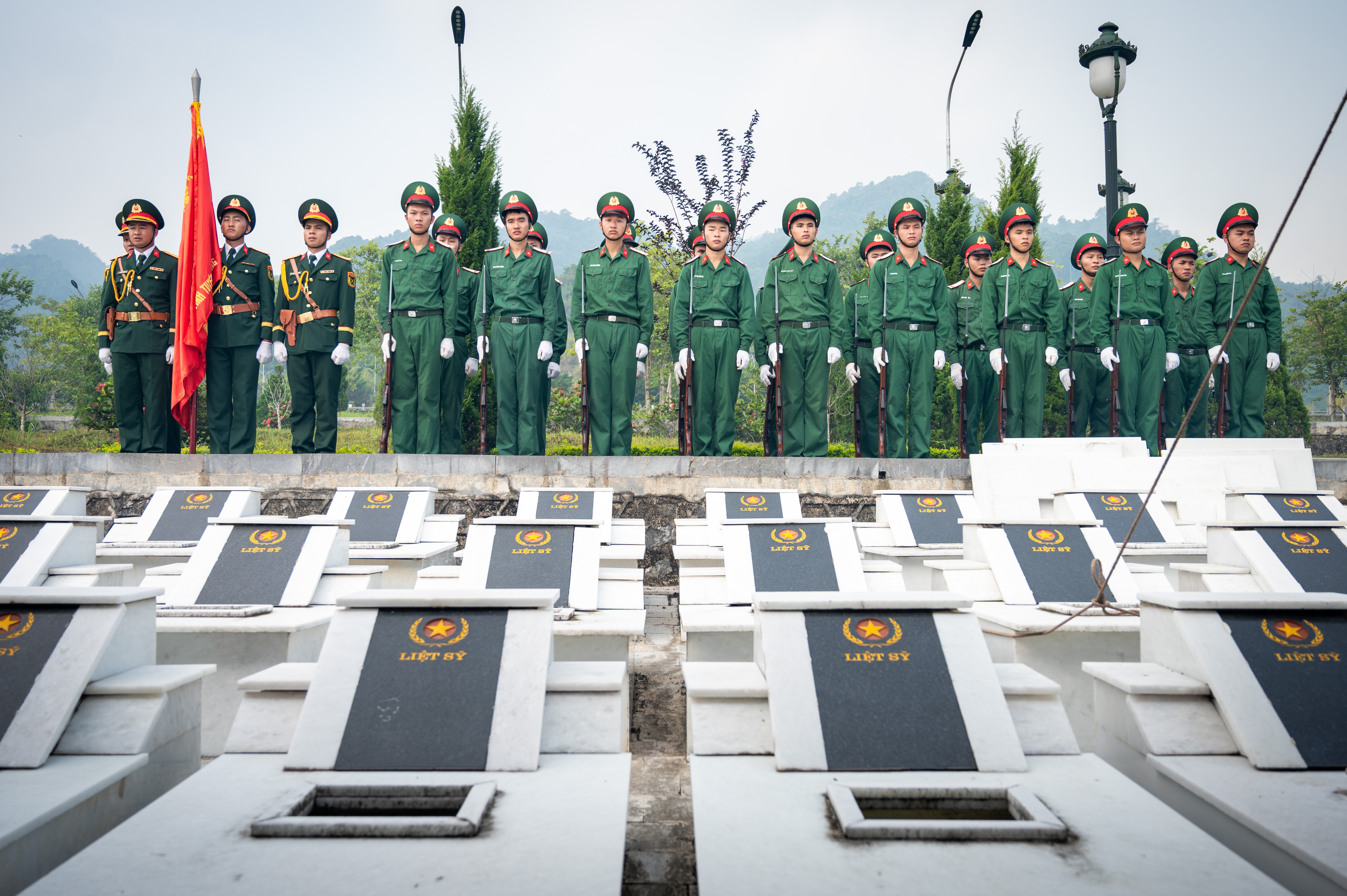 93 h&agrave;i cốt liệt sĩ ảnh 18