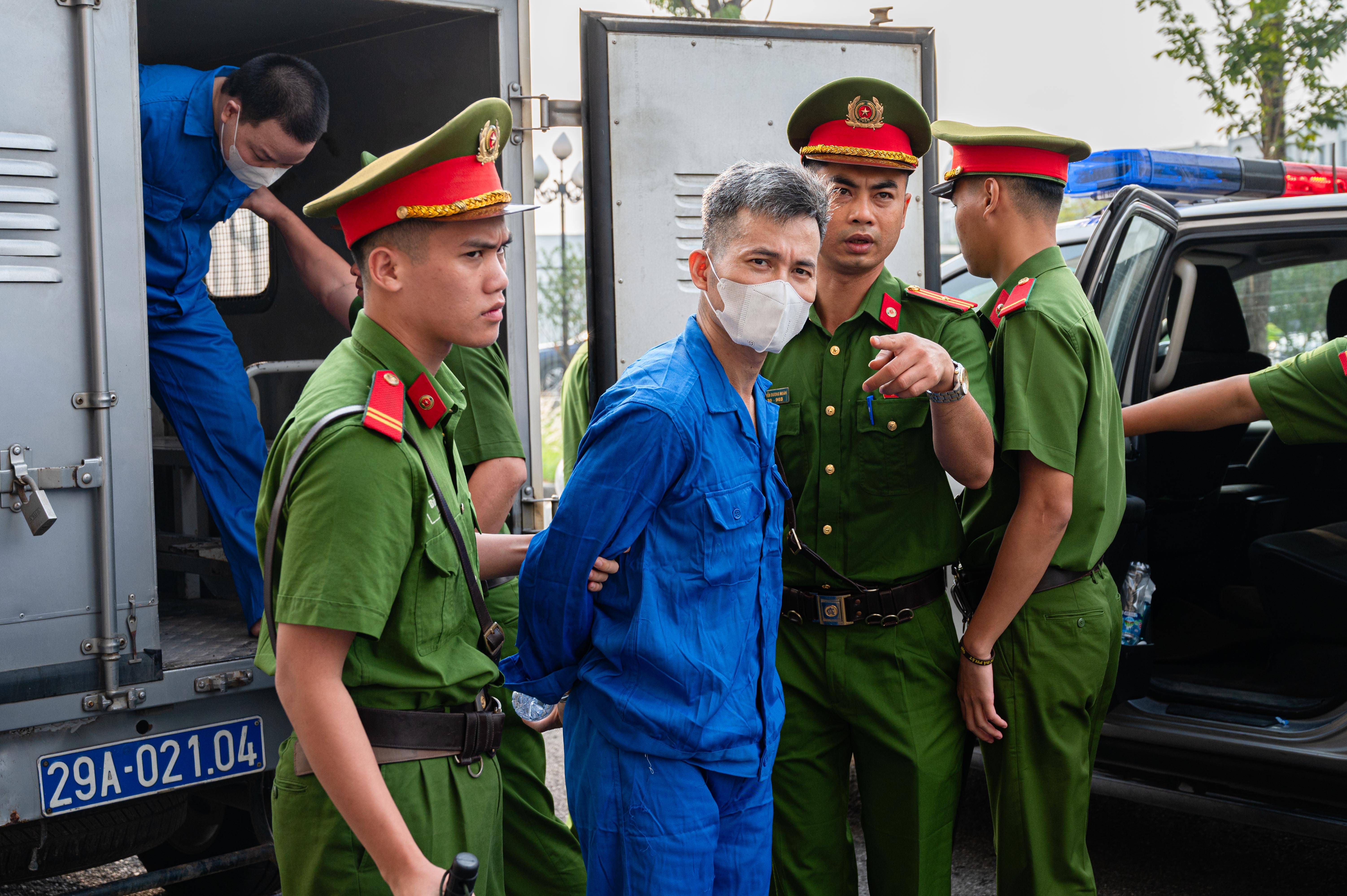 Shark B&igrave;nh,  Mr Pips ảnh 6