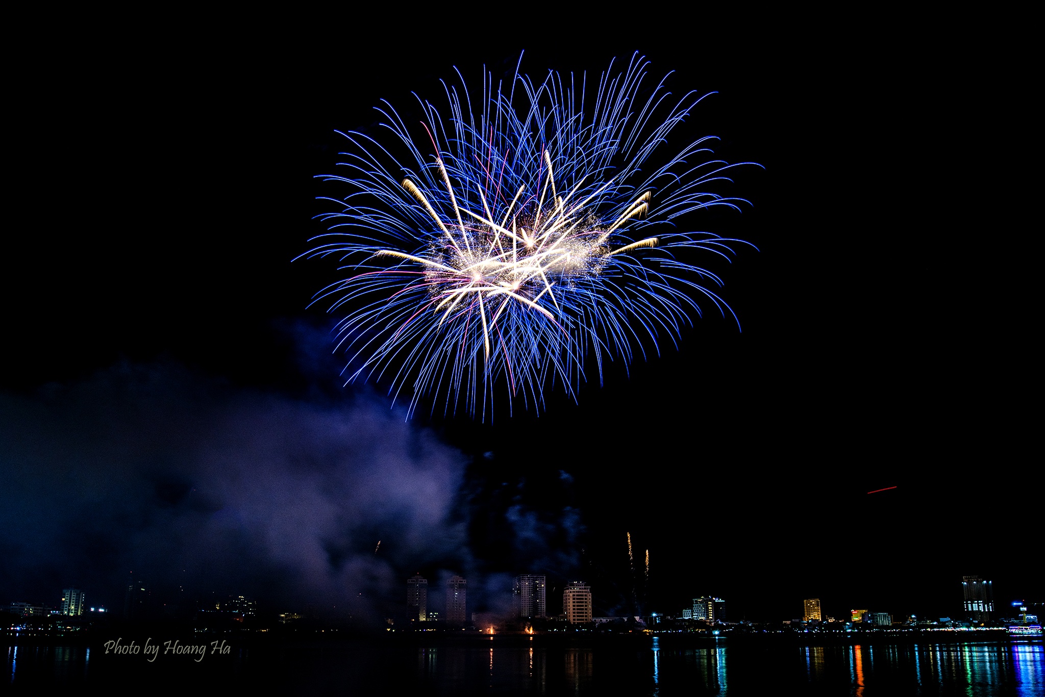 phao hoa Hong Kong va Italy khai hoa anh 14