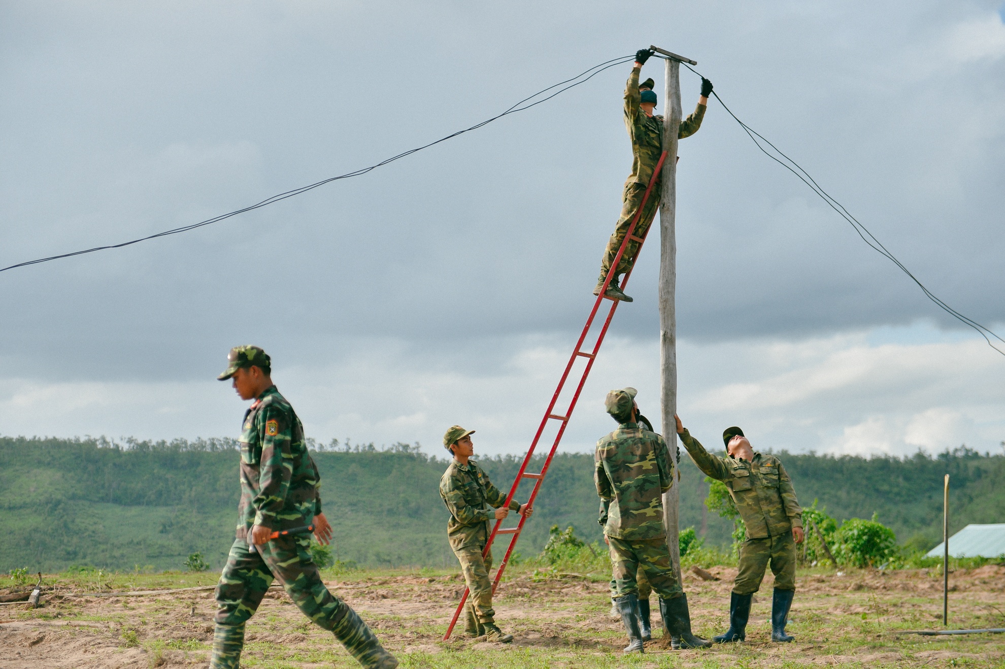 Bo doi khieng nha anh 10