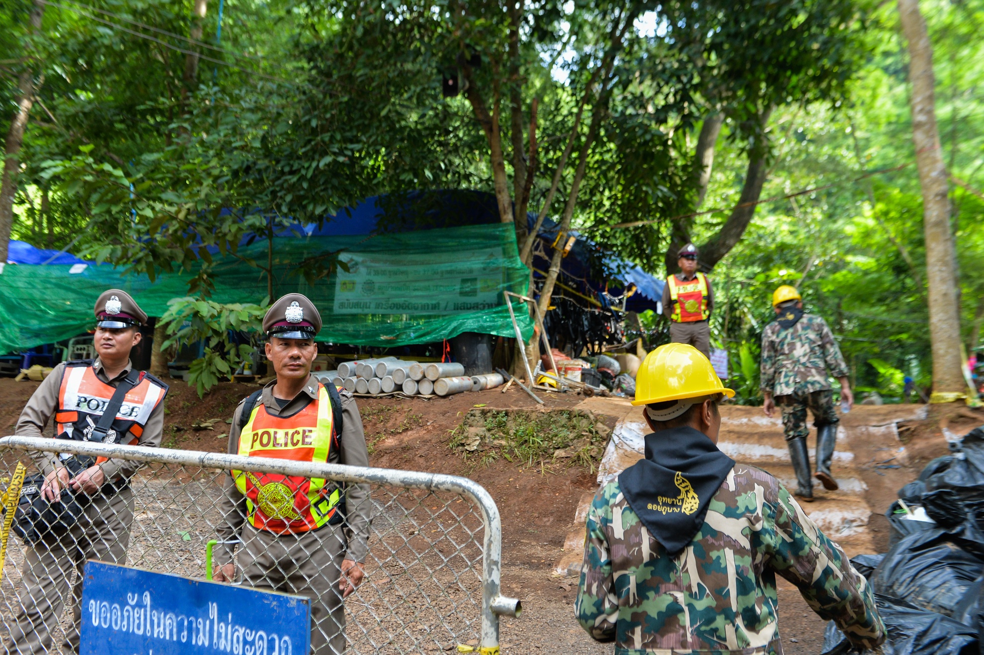 Đội bóng Thái mất tích ảnh 8 Doi bong Thai mat tich anh 8