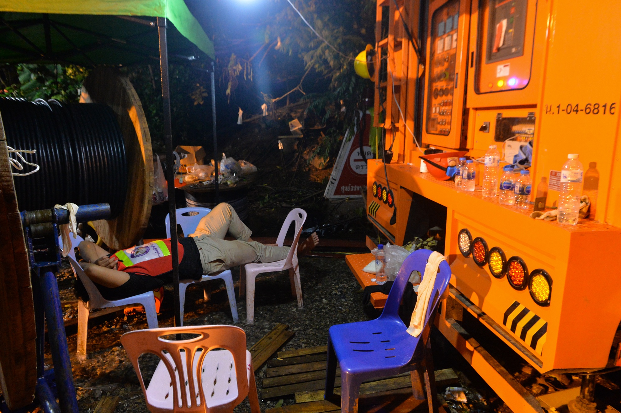 doi bong Thai Lan ket trong hang dong anh 4