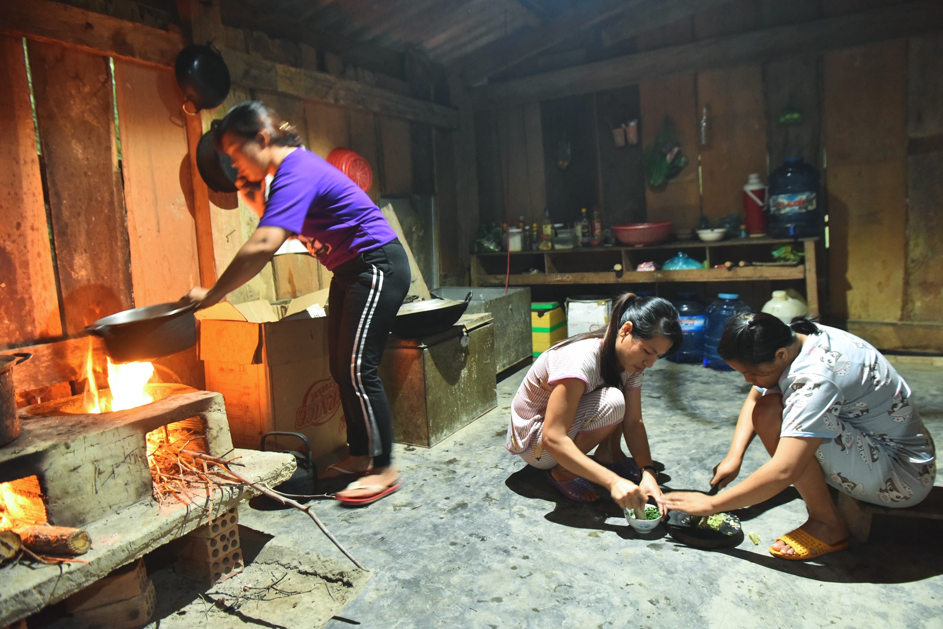 Gieo chu tren dinh nui anh 22