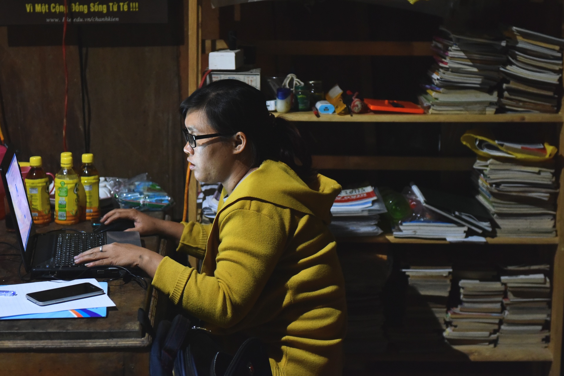 Gieo chu tren dinh nui anh 24