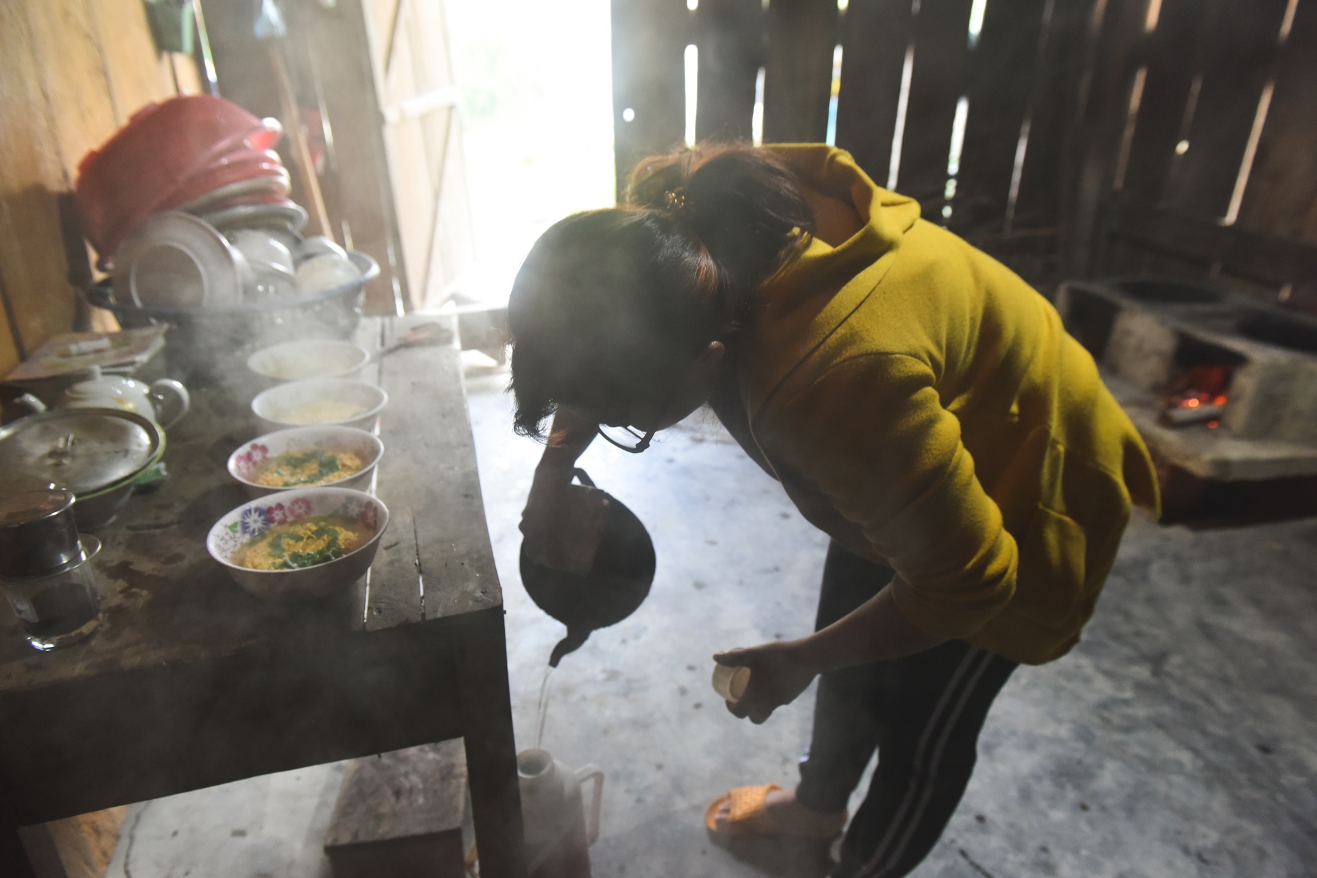 Gieo chu tren dinh nui anh 6