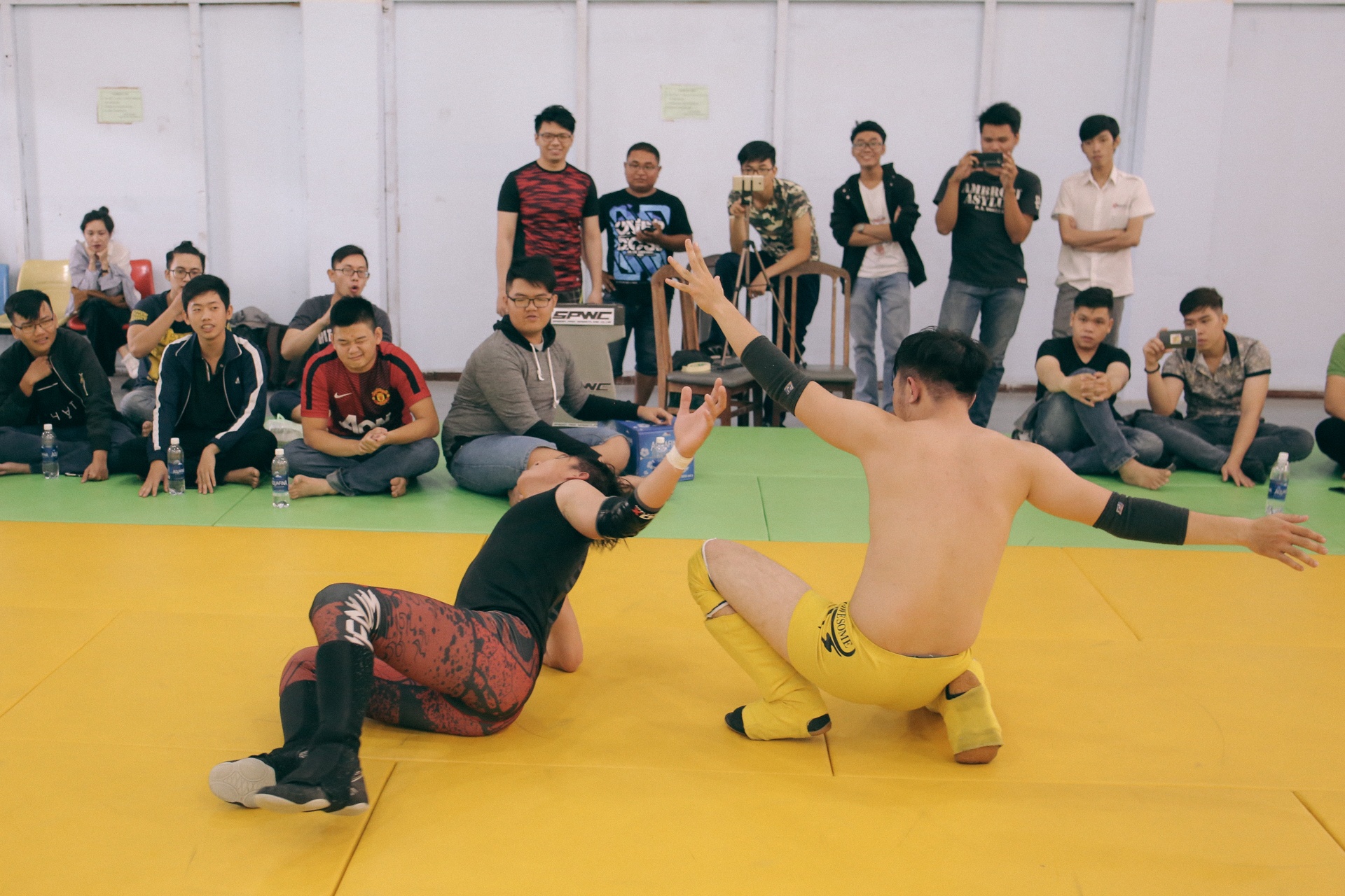 Đấu vật biểu diễn ảnh 12 Dau vat bieu dien anh 12