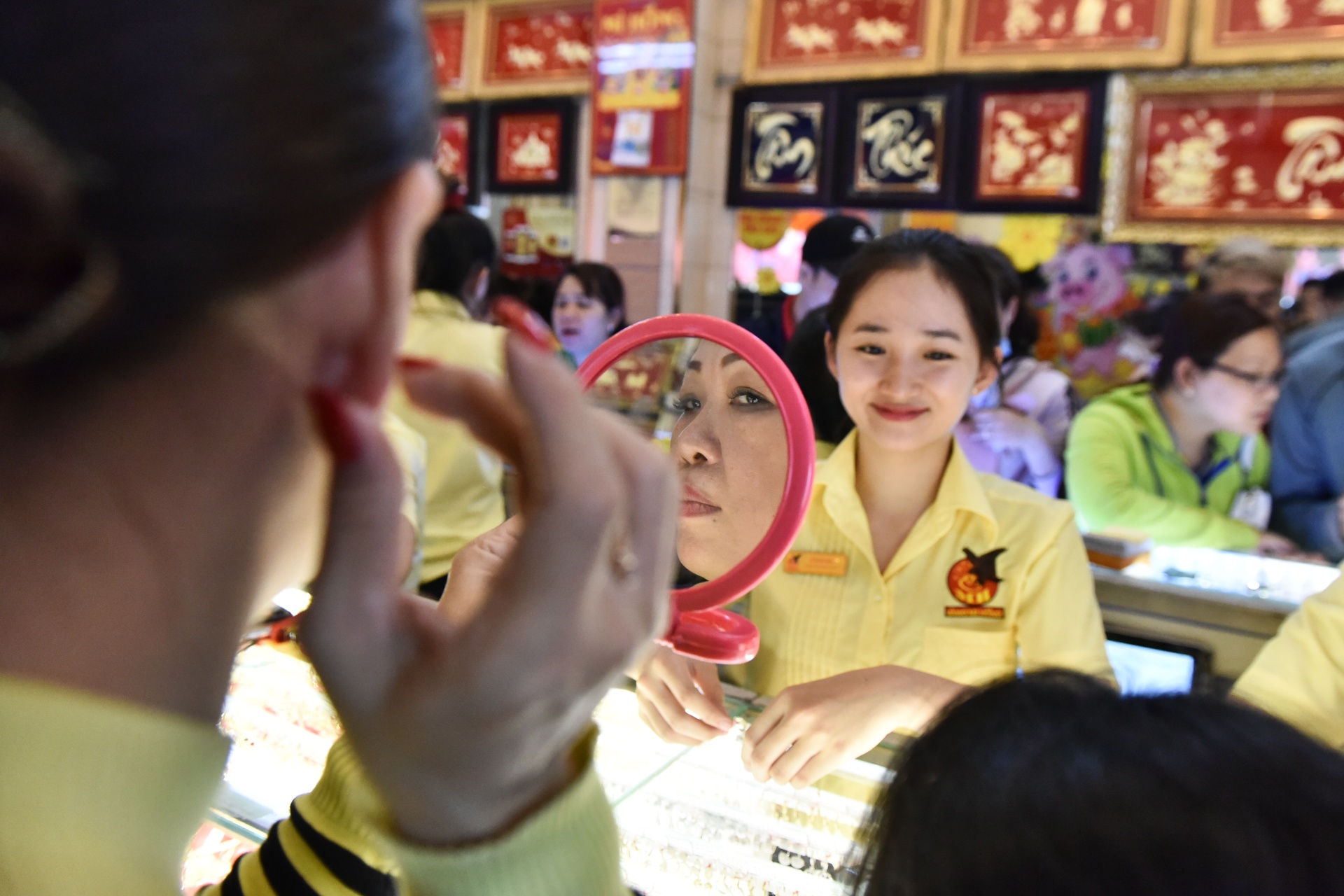 Mua vang ngay via Than Tai anh 3