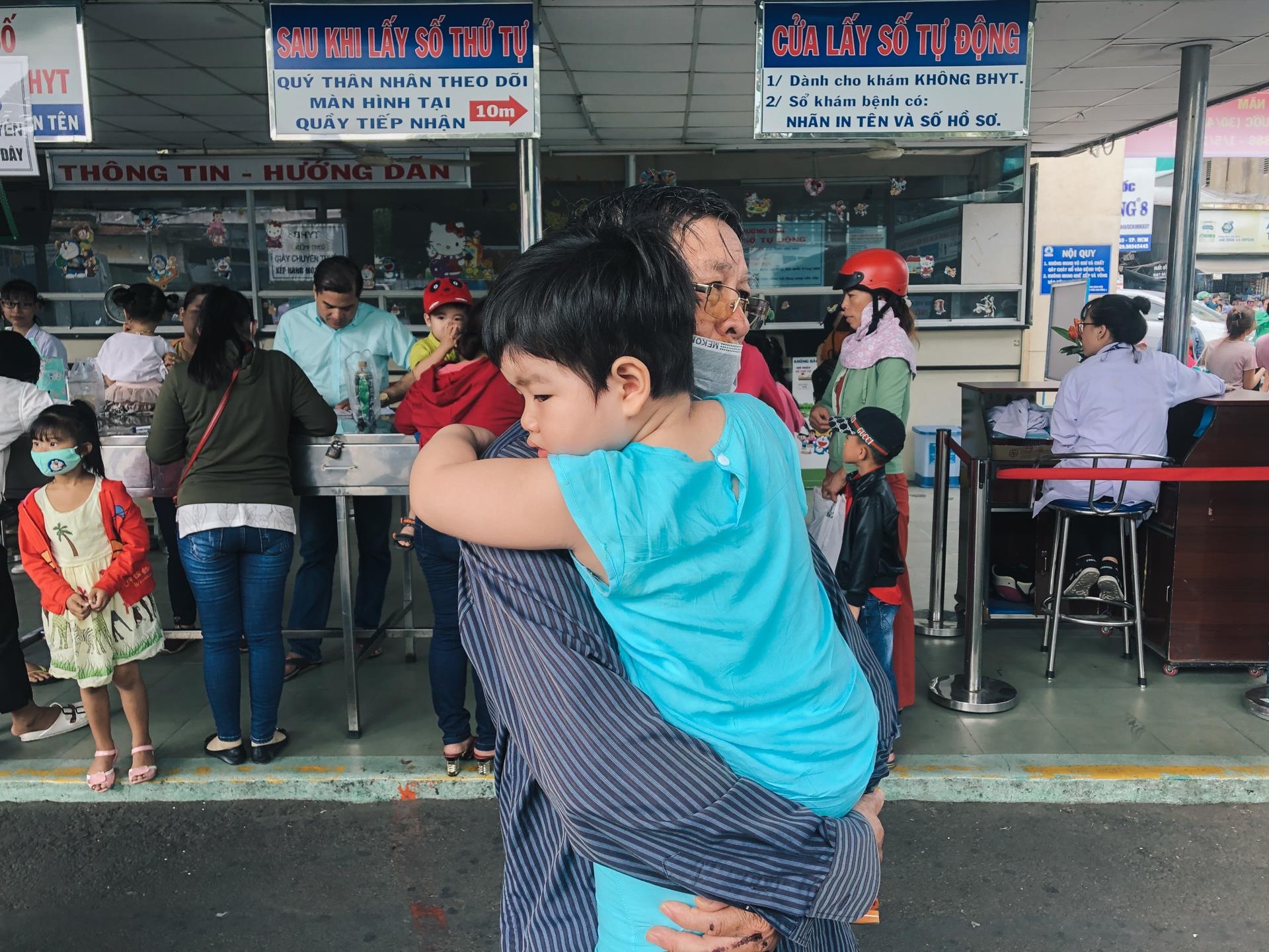 Sai Gon nang nong anh 4